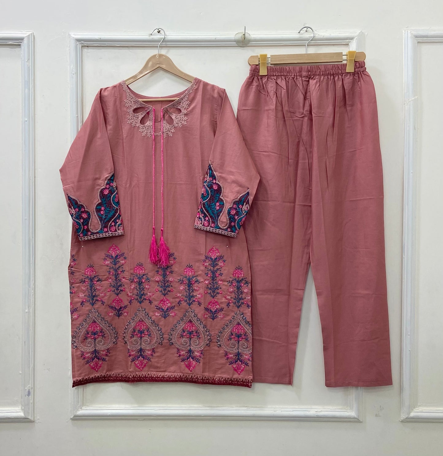 Embroidered 2PC (Cotton) D-539