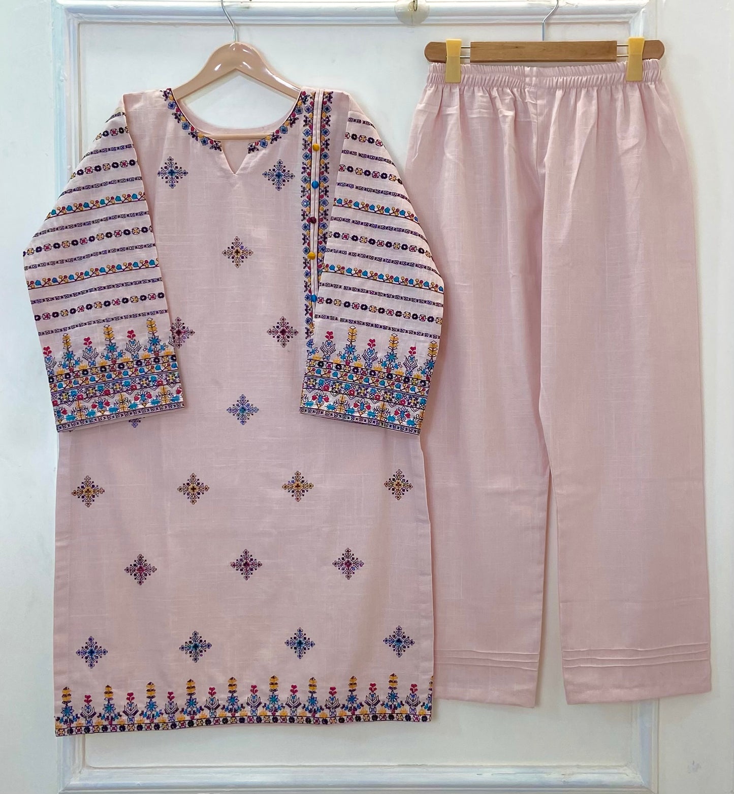 Embroidered Colorburst 2PC (Khaddar) D-278