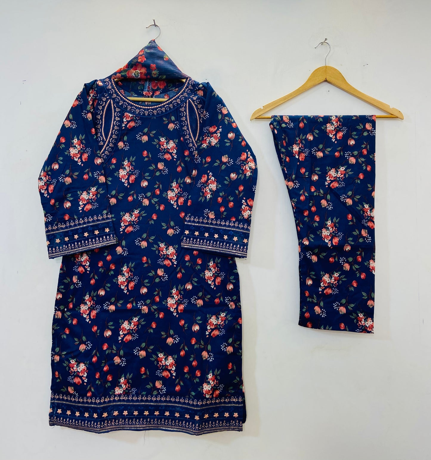Embroidered Luxury Touch 3PC (Lawn Best Selling)  D-70