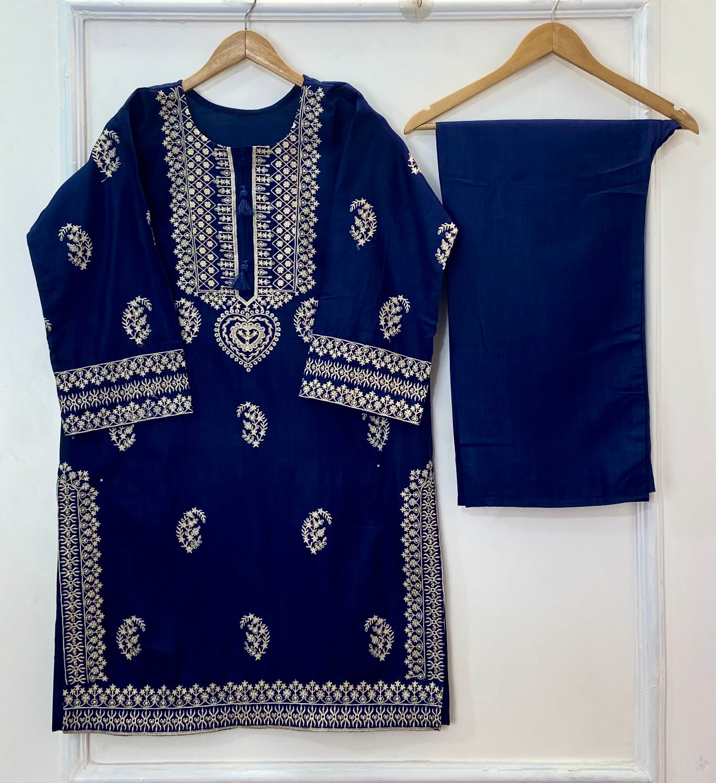 Chic Long Embroidered 2PC (Khaddar) D-304