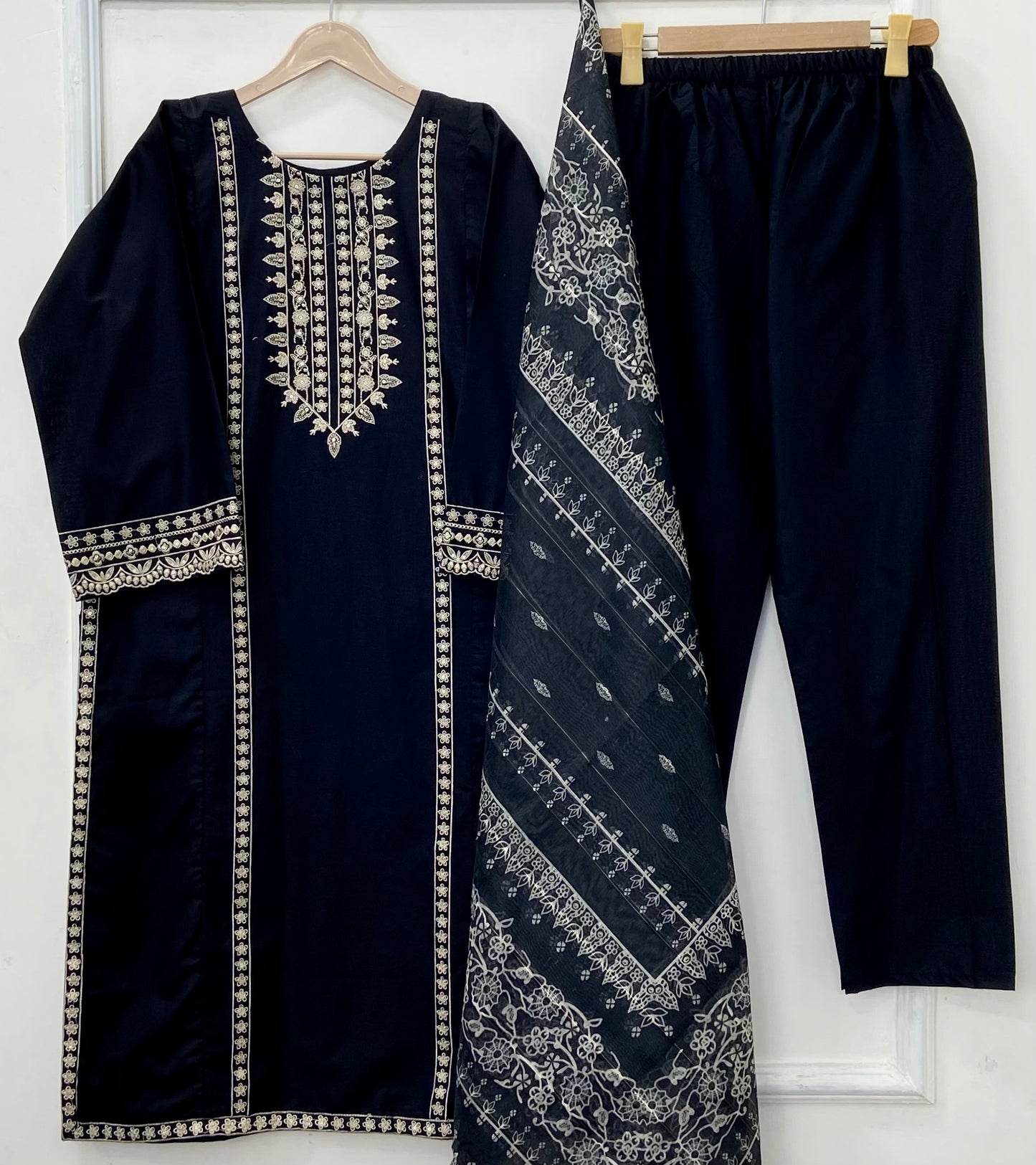 Eid Edit: Embroidered 3PC (Premium Cotton) D-449