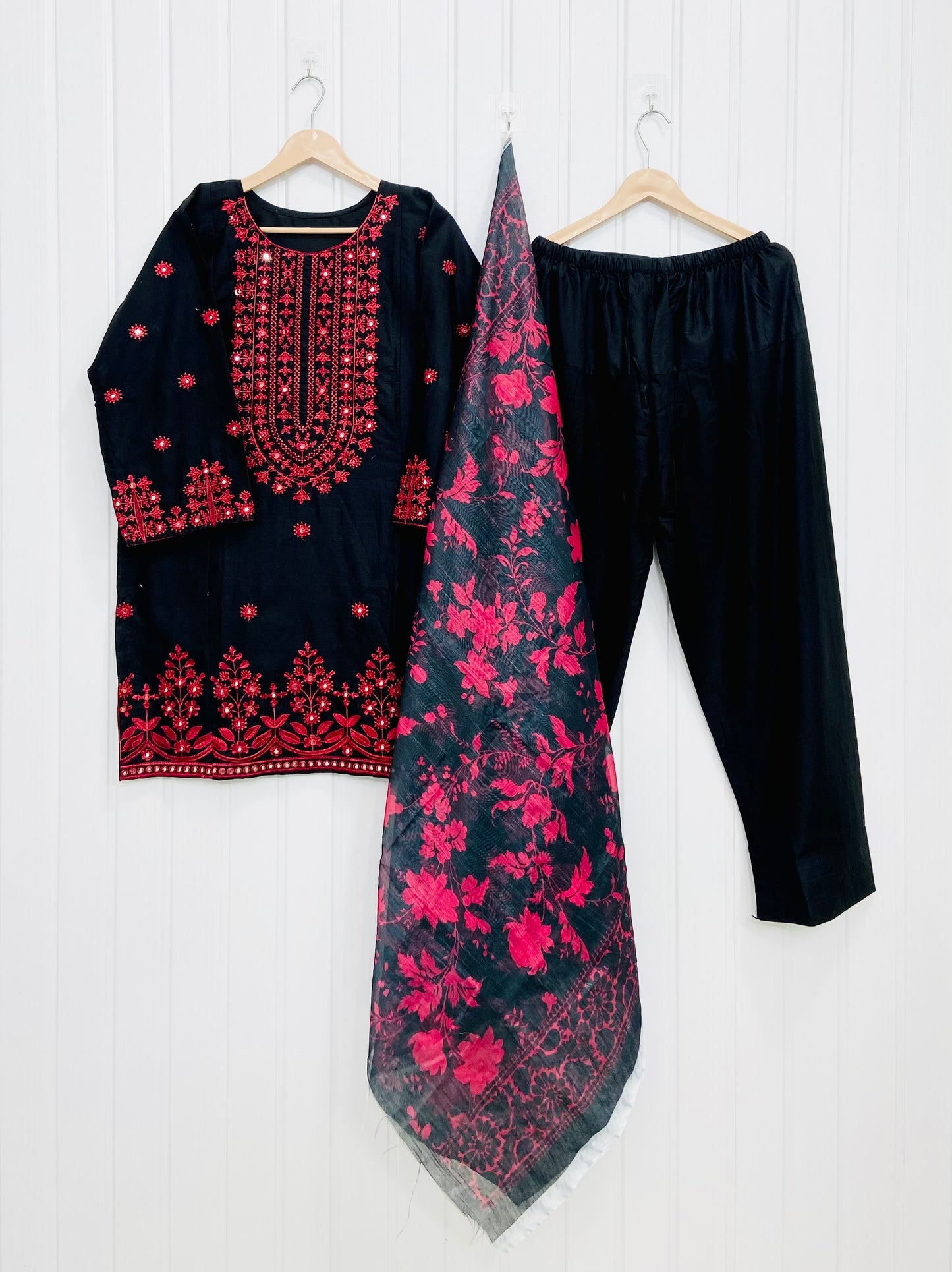 Article No: D-712 | 3 PC COTTON LAWN