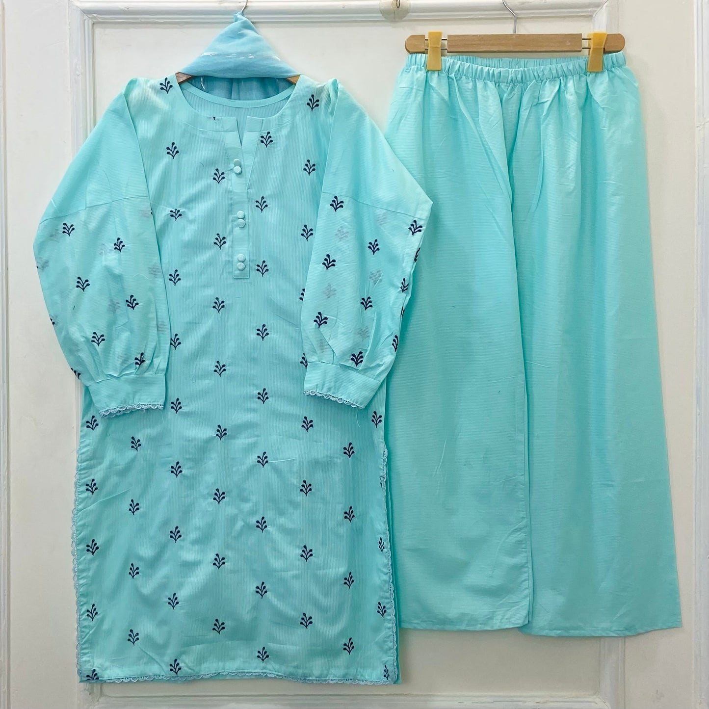 Gorgeous Embroidered 2PC (Premium Cotton) D-391