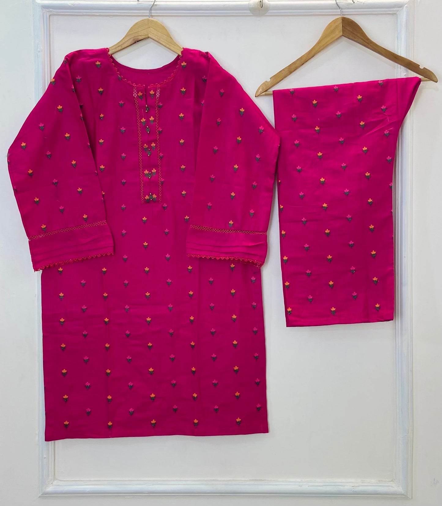 Tulip Embroidered 2PC (Khaddar) D-263