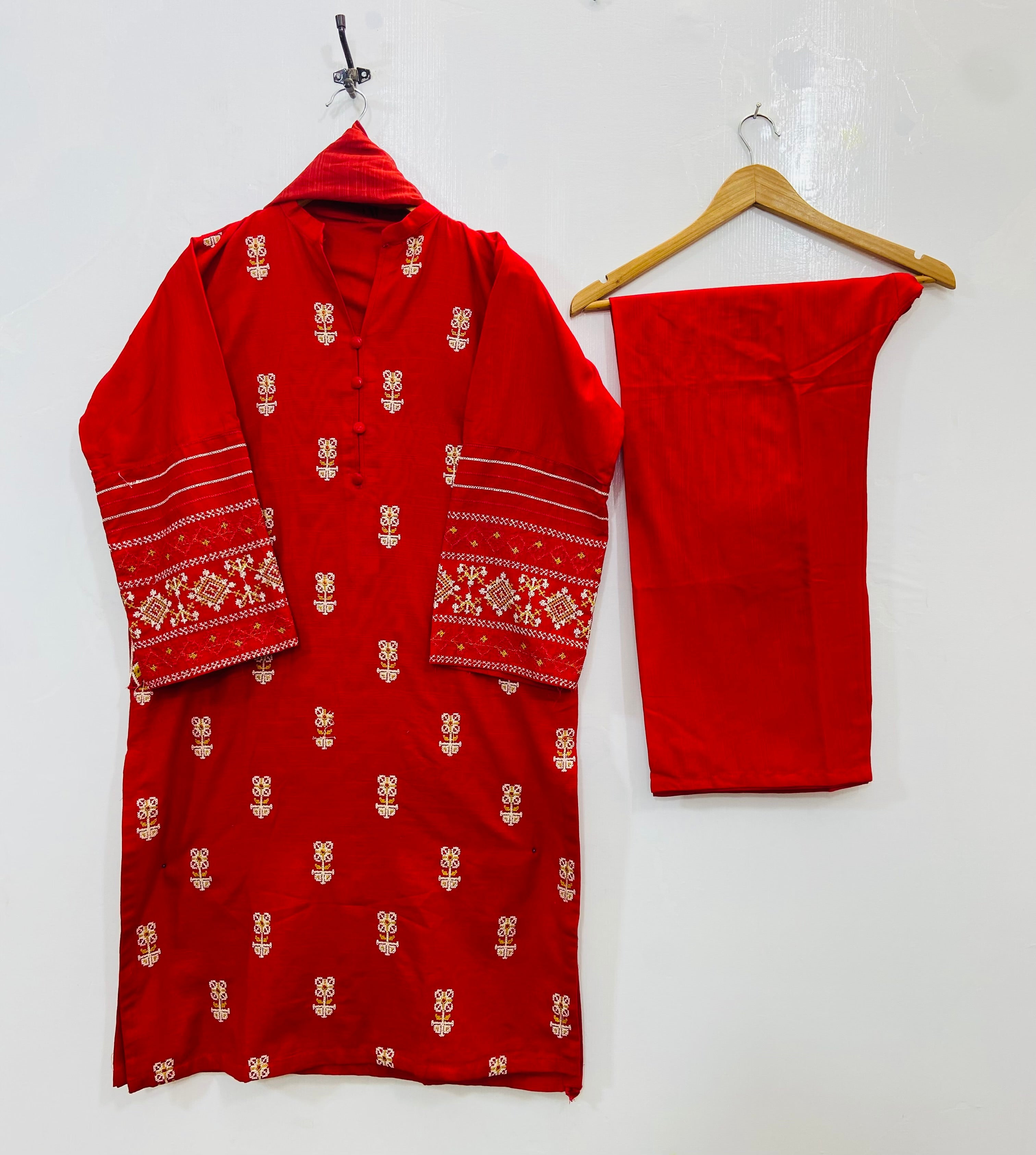 Pocket Embroidered 3PC (Best Selling) (Khaddar) D-125