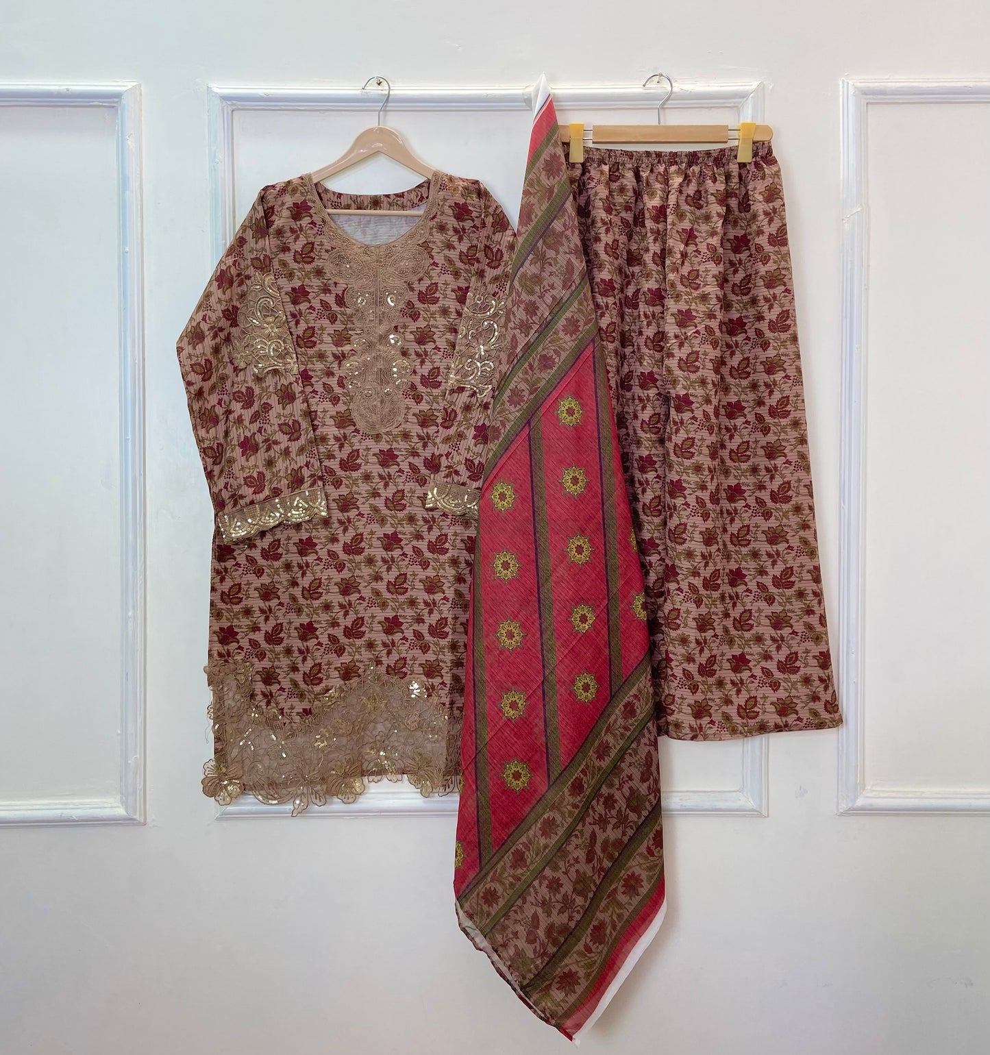 Sparkle Embroidered Beauty 3PC (Bana Dora) D-349