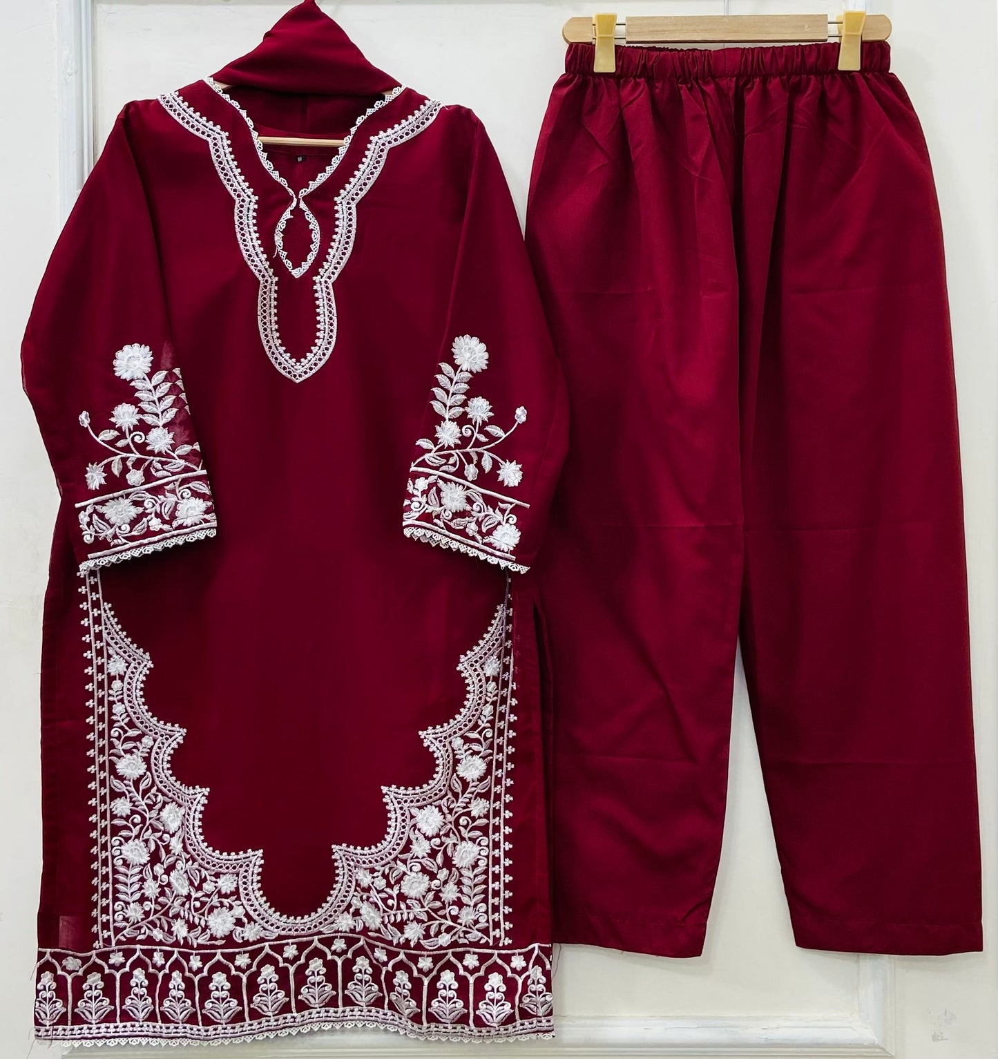 Maharani 3PC (Chiffon) D-542