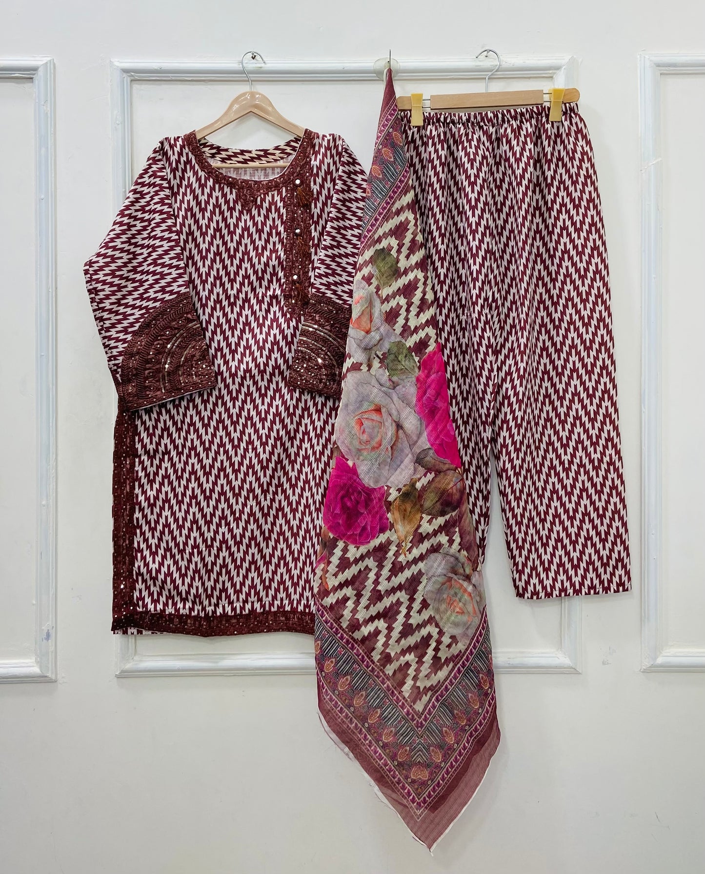 D-367  Bold Zebra 3PC (Bana Dora Silk)