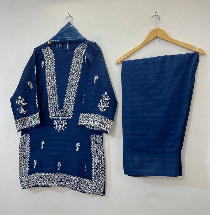 Embroidered Farshi 3PC (Cotton Lawn) D-29