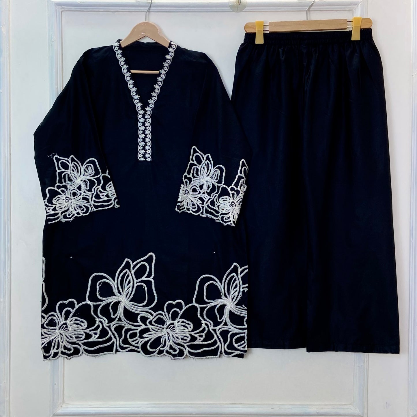 Threaded Beauty 2PC (Premium Cotton) D-363