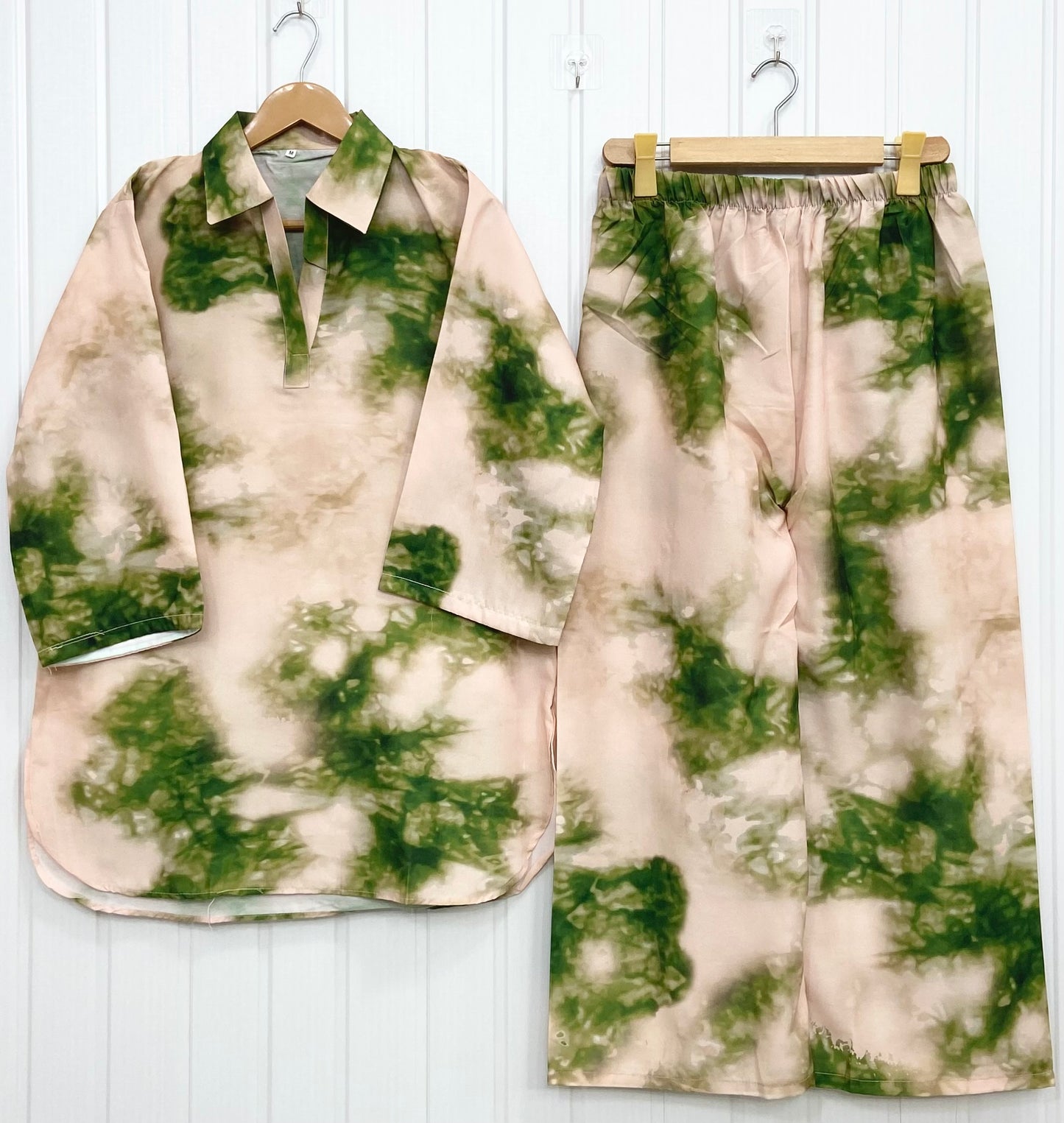 Article No: D-776 Swiss Lawn