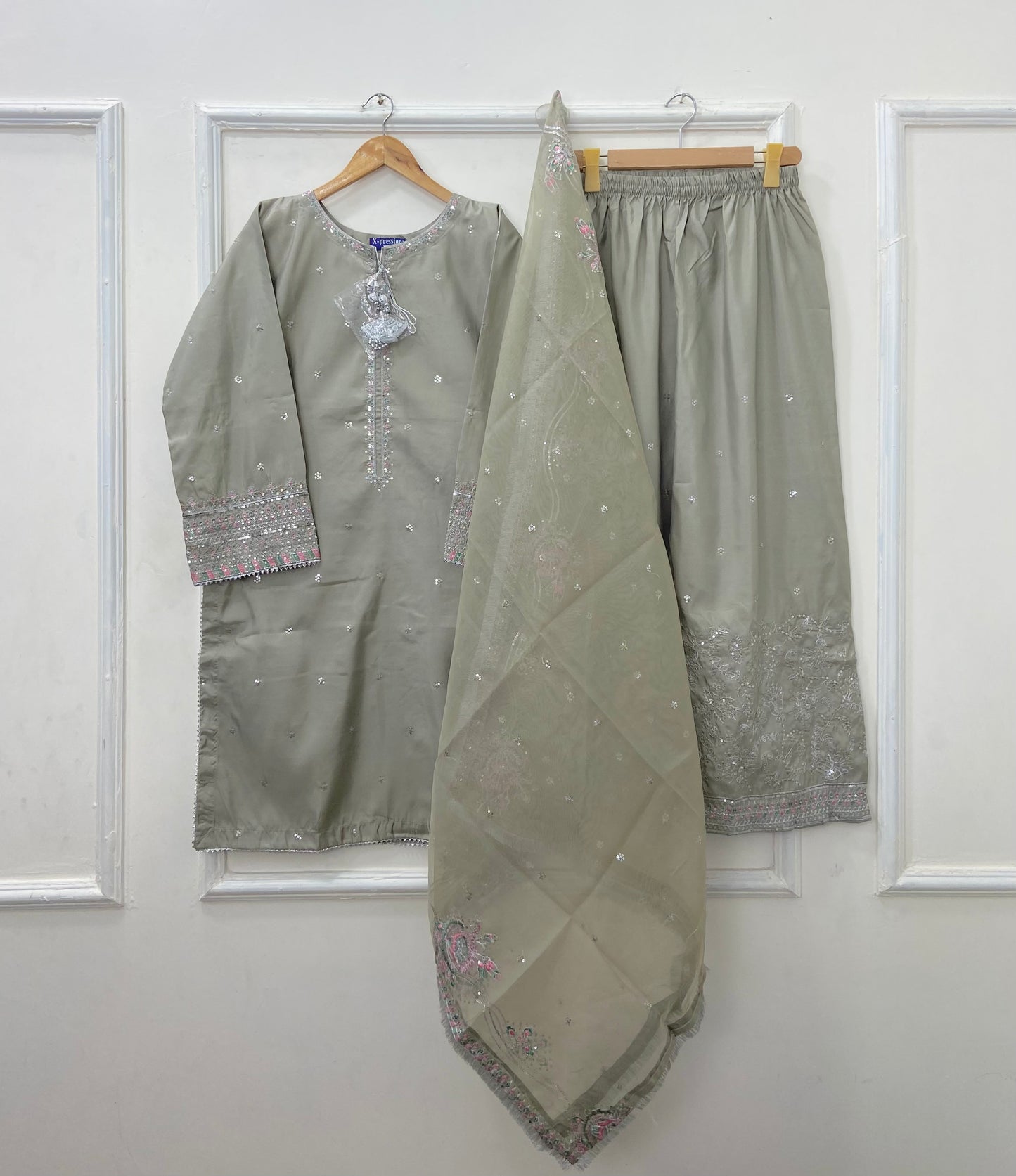 “Dhanak” Embroidered 3PC (Cotton Silk) D-407