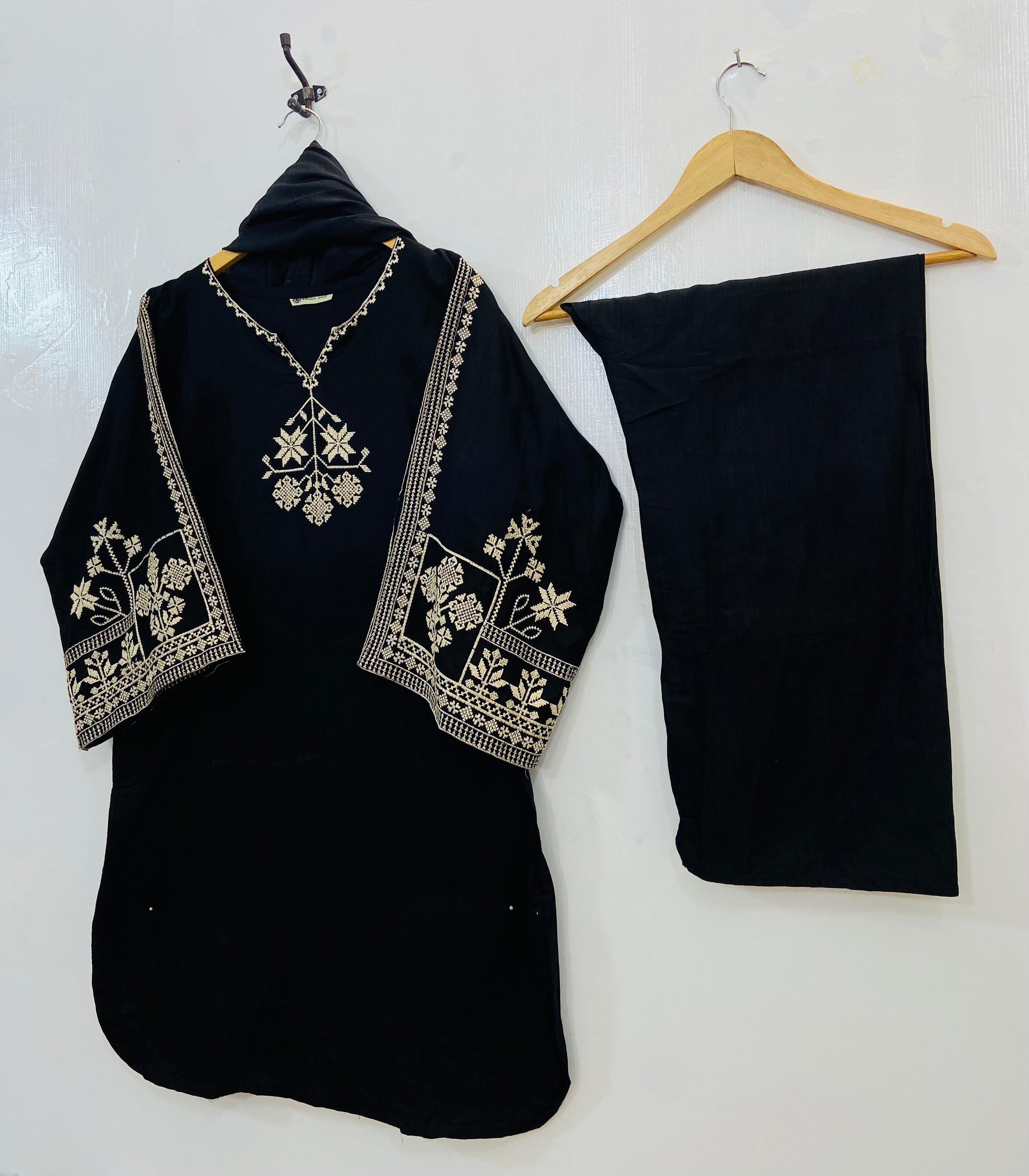 Perfect Pocketful 3PC (Khaddar) D-137