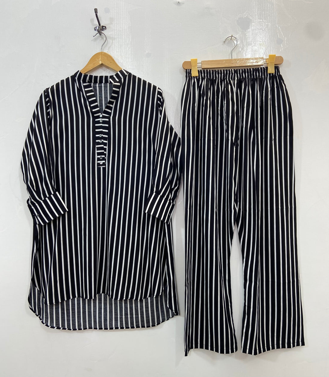 Up-Down Glamour Co-Ord Set (Linen) (Best Selling) D-134