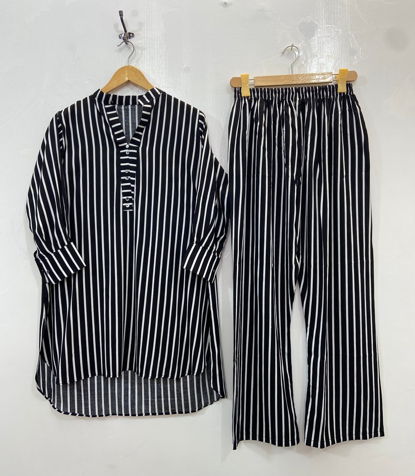 Up-Down Glamour Co-Ord Set (Linen) (Best Selling) D-134