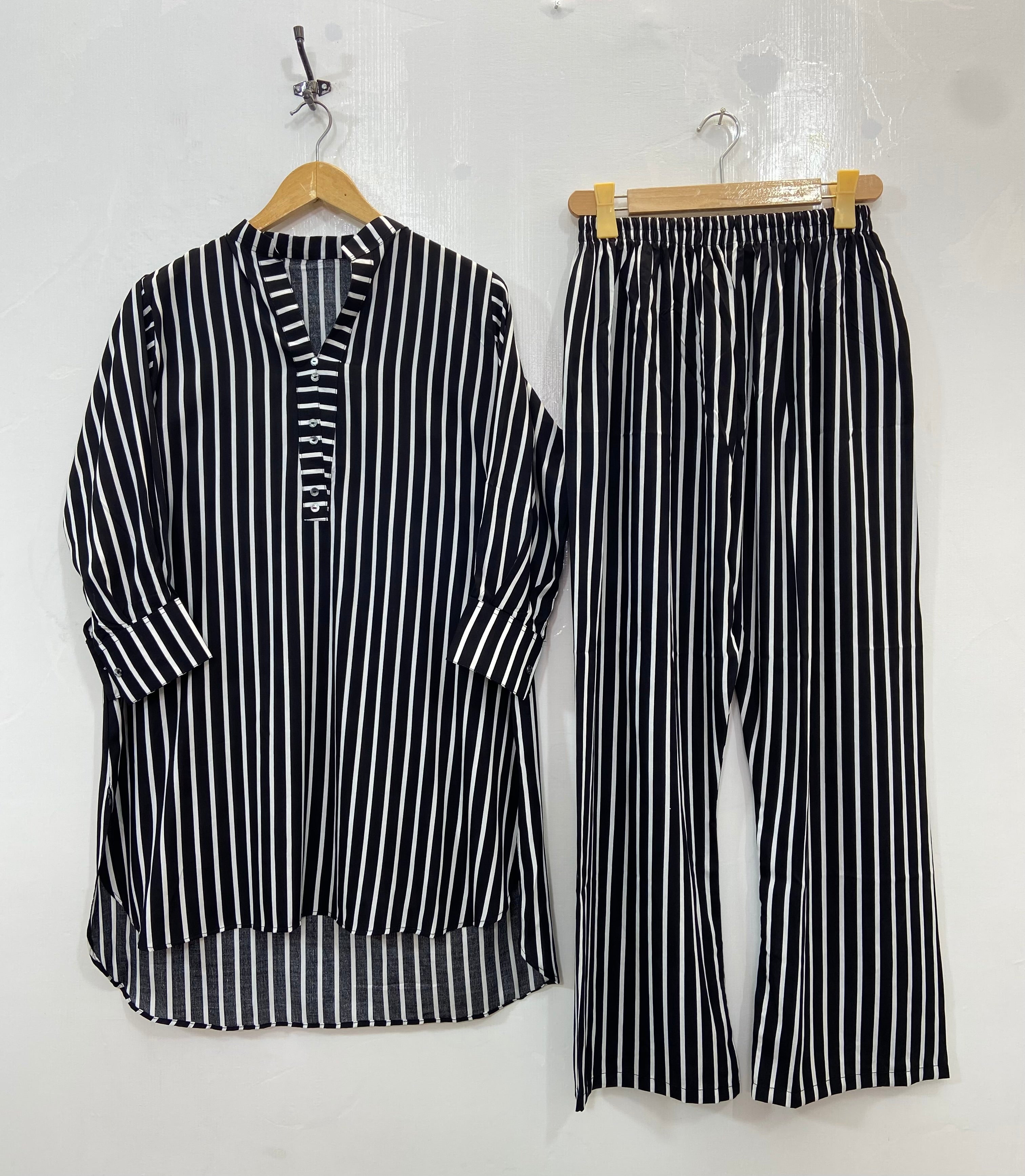 Up-Down Glamour Co-Ord Set (Linen) (Best Selling) D-134
