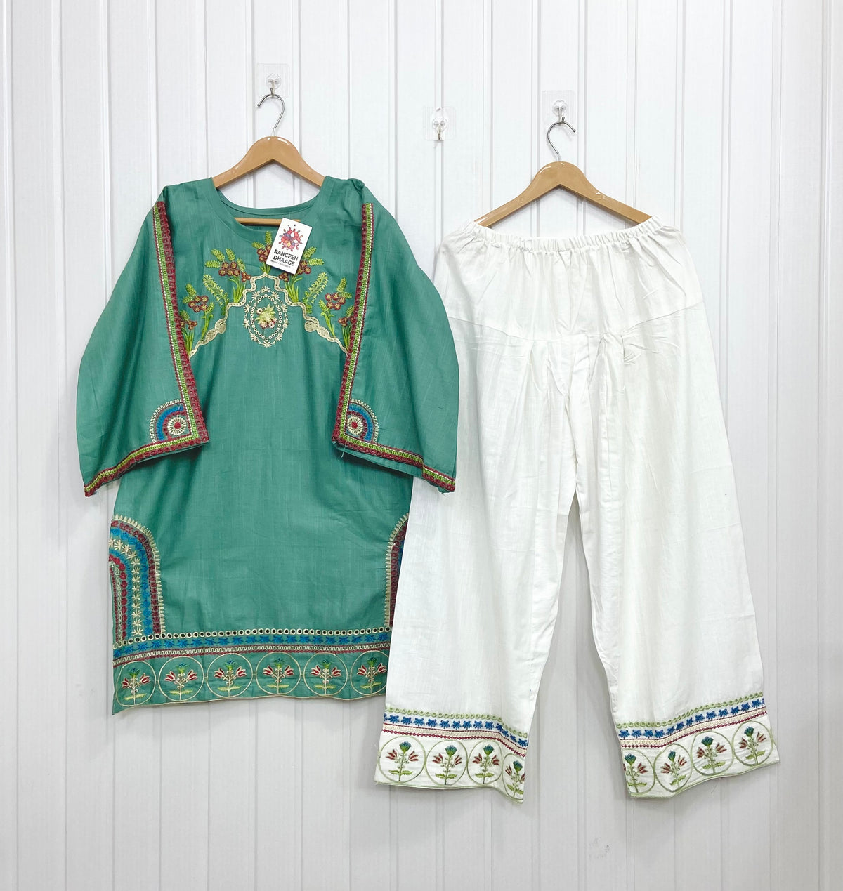 Article No: D-1150 Khaddar