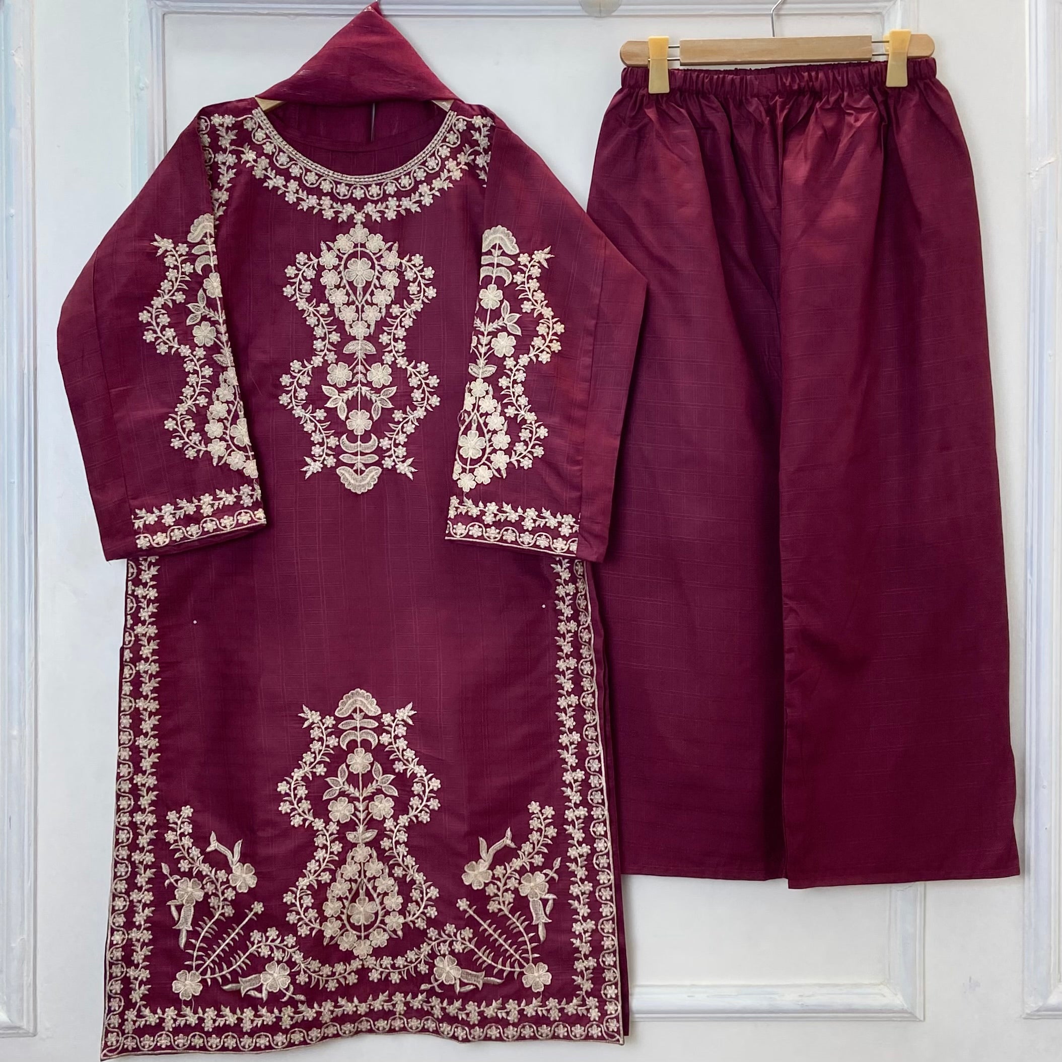 Heavenly Embroidered 3PC (Premium Cotton) D-352