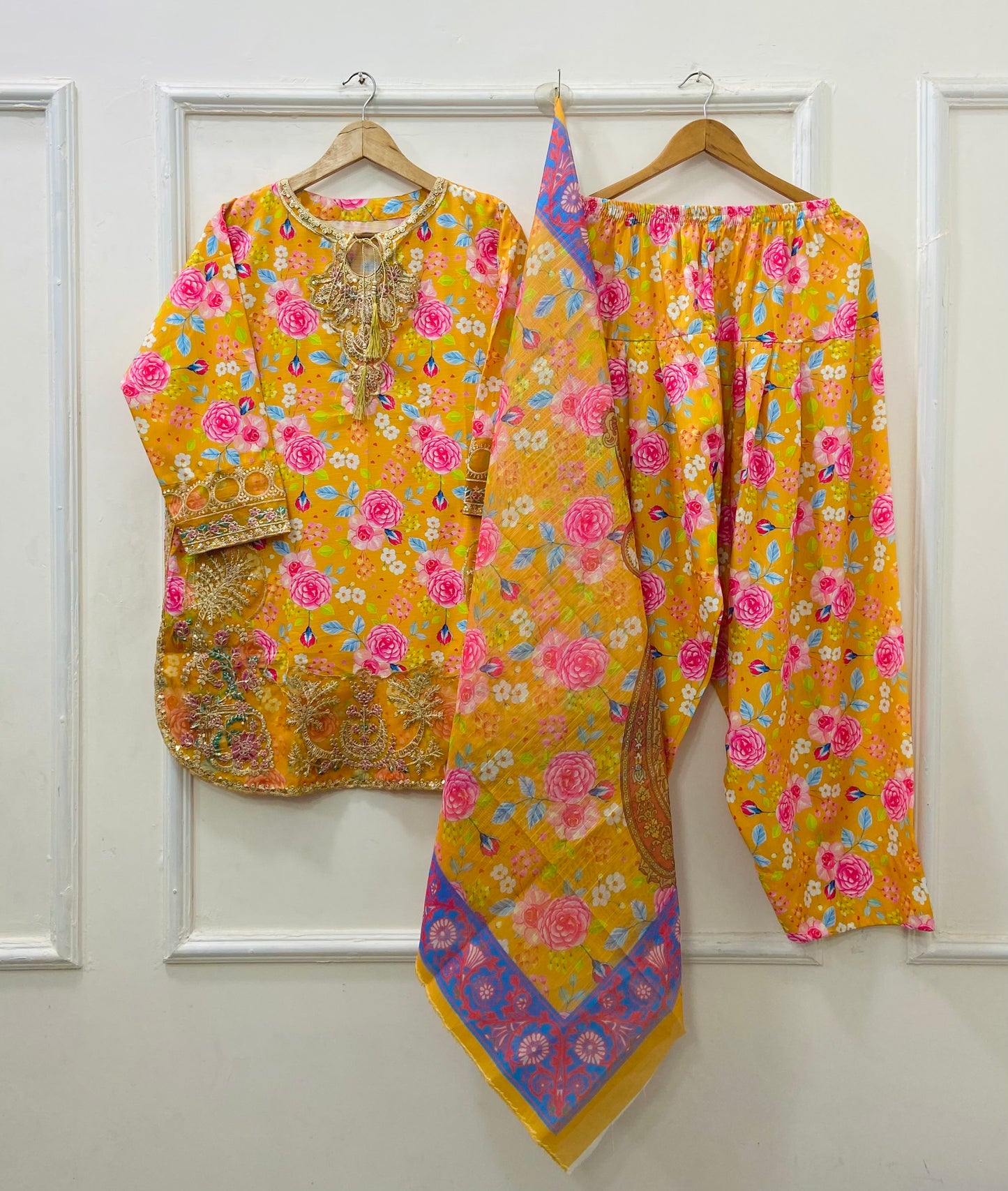 Eid Edit: 3PC (Bana Dora Silk) D-513