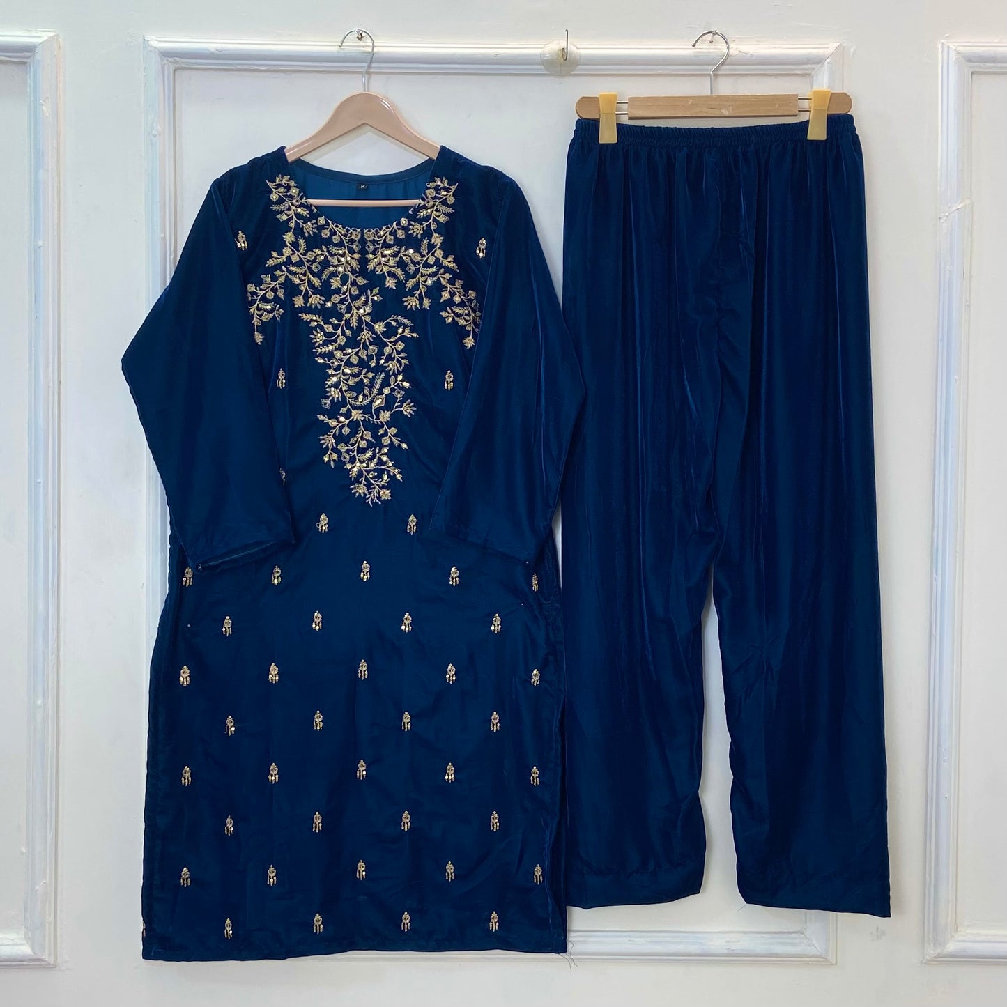 Velvet Festive Attire 2PC (Velvet) D-257