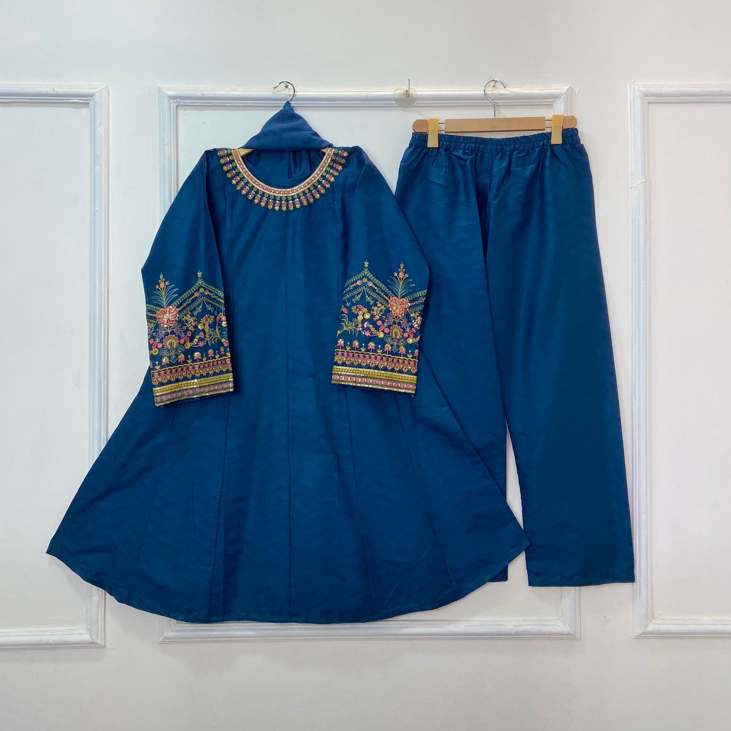 Wonder Embroidered Frock 3PC (Premium Cotton) D-272