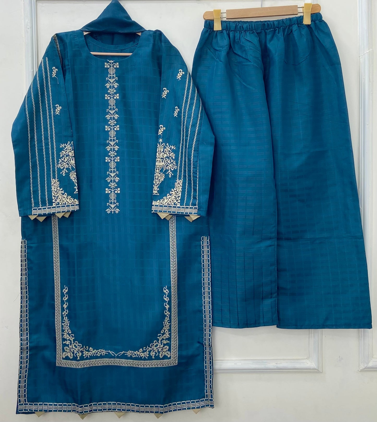 Eid Edit: Embroidered 3PC (Premium Cotton) D-456