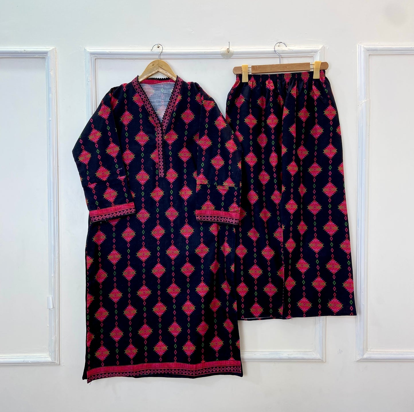 Long-Length Lovelies 2PC (Khaddar) D-302