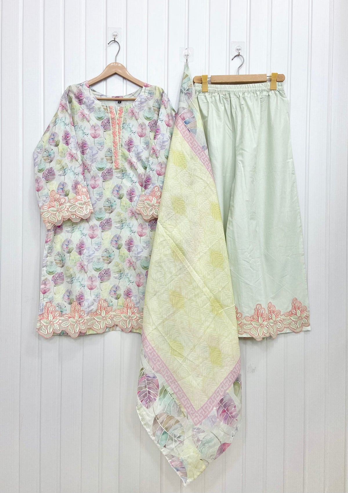 Article No: D-1012 Lawn