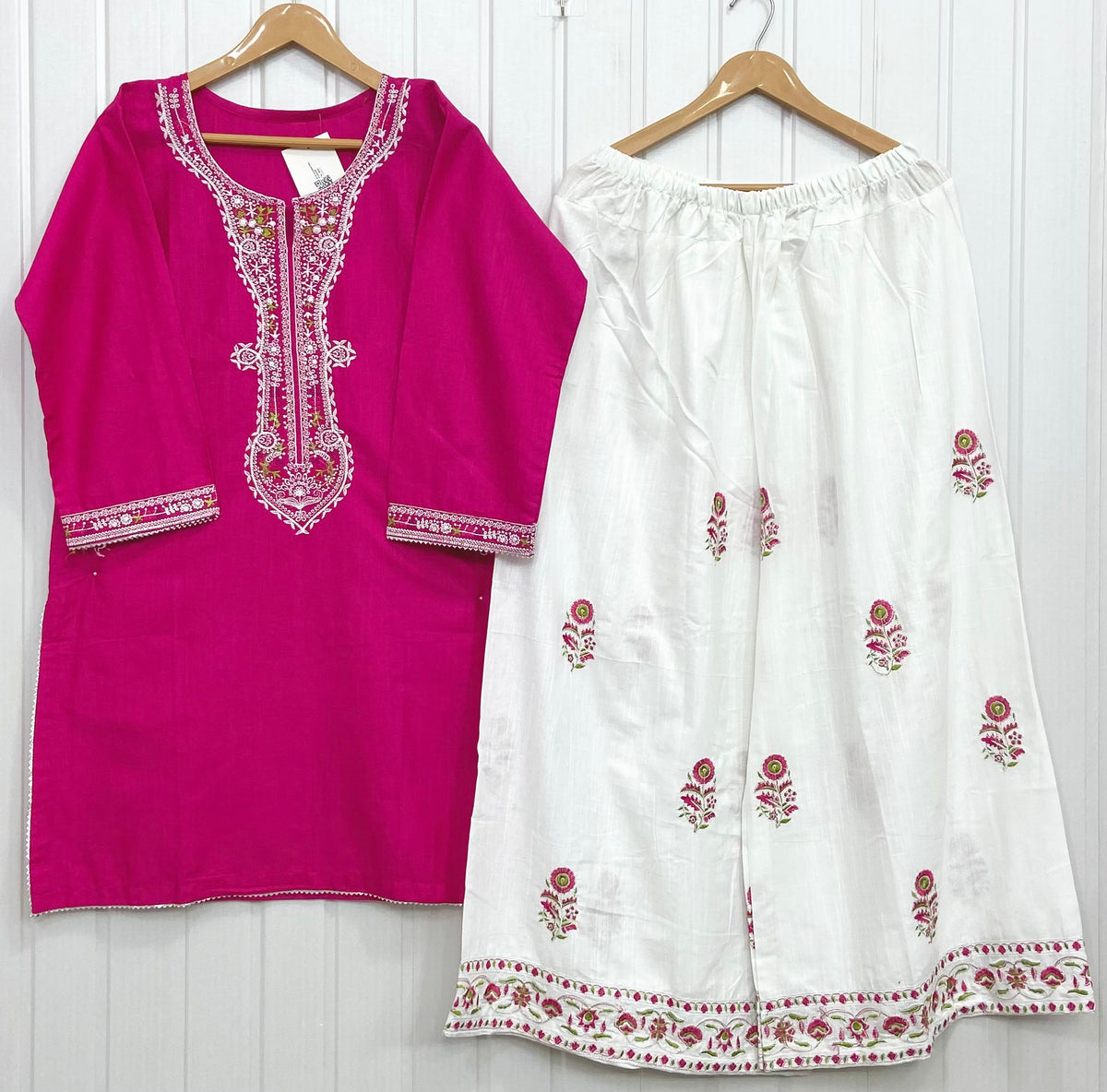 Article: D-1163 Khaddar