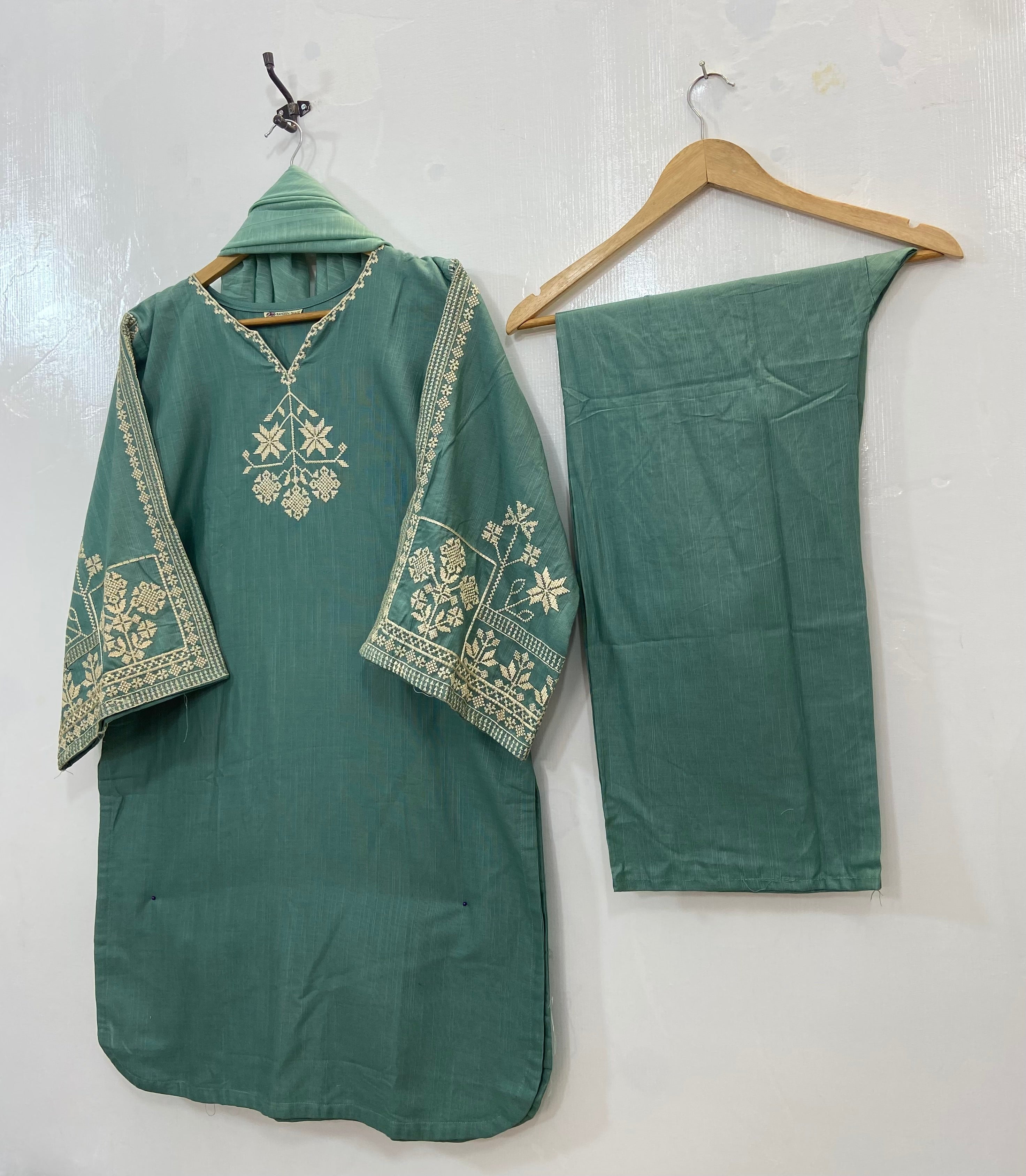 Perfect Pocketful 3PC (Khaddar) D-137