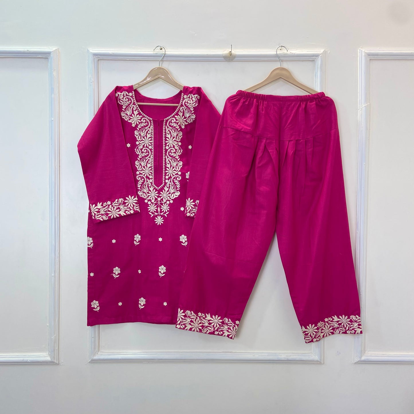 Embroidered Farshi Style 2PC 
(Khaddar) D-285
