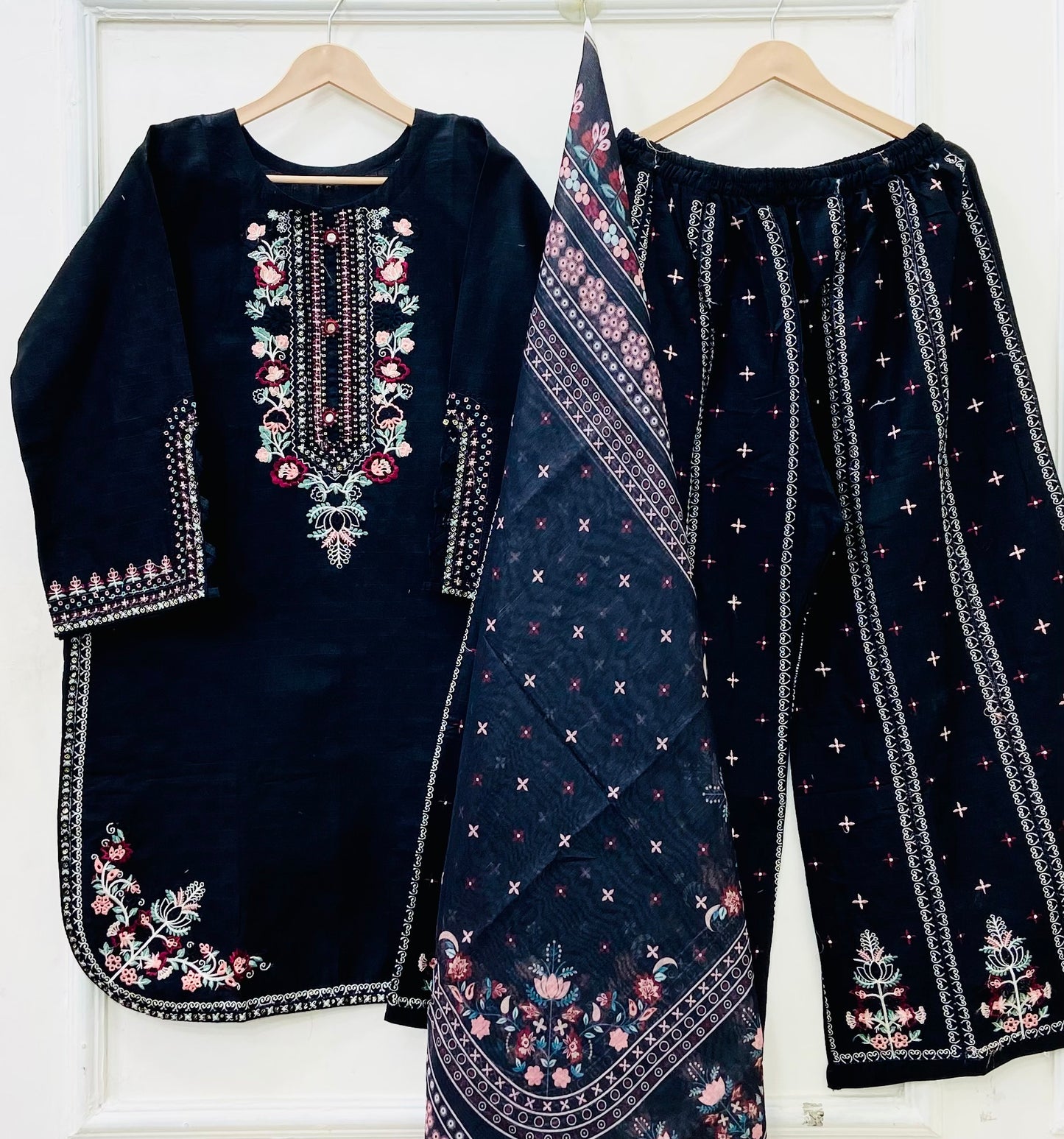 Daisy Formals | Premium Cotton D-717