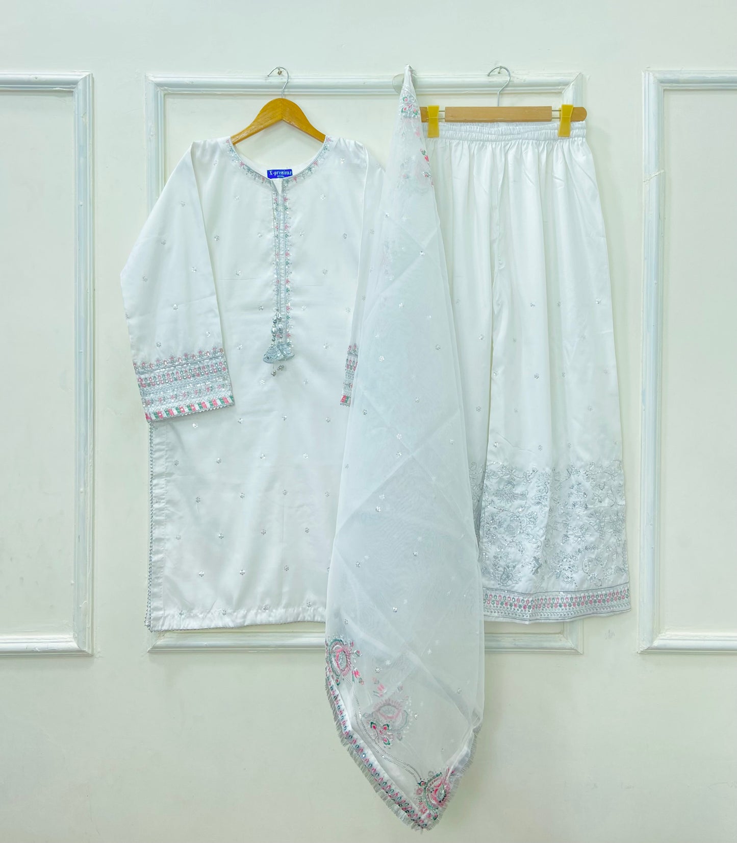 “Dhanak” Embroidered 3PC (Cotton Silk) D-407