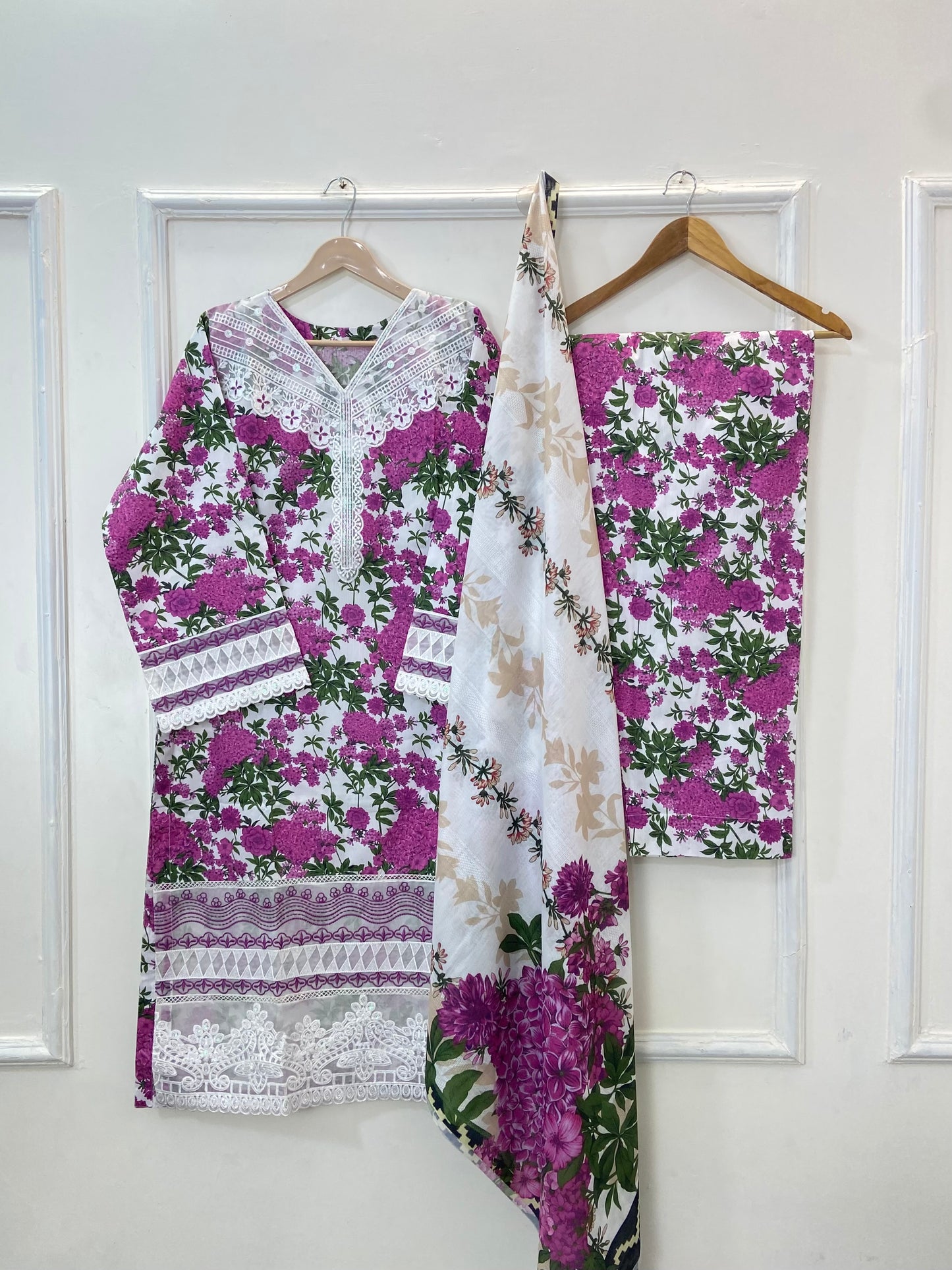Pastel Lilac Embroidered 3PC (Khaddar) D-270