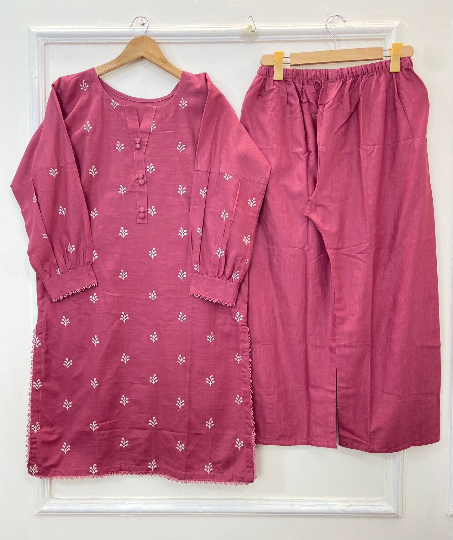 Regular Embroidered Chic 2PC (Khaddar) D-223