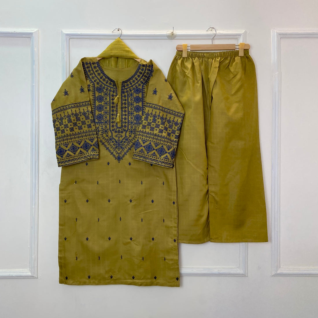 Cross-Stitched Embroidered Beauty 3PC (Premium Cotton) D-353