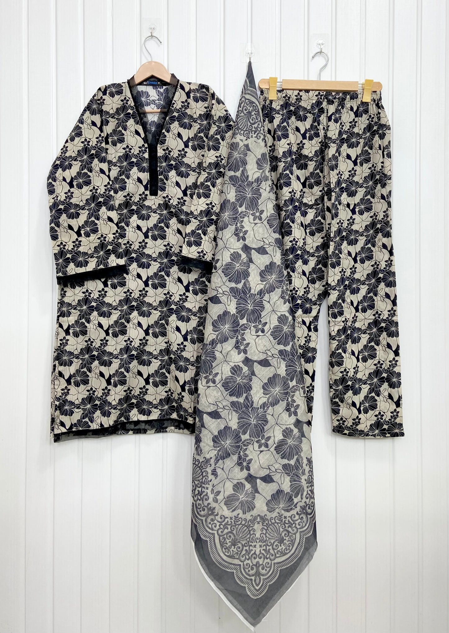 Article no: D-708 Lawn 3 piece