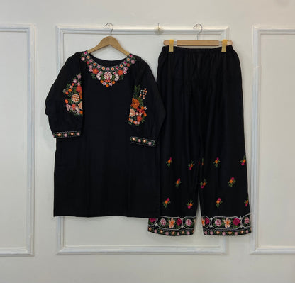 Embroidered Farshi Beauty 2PC (Khaddar) D-176