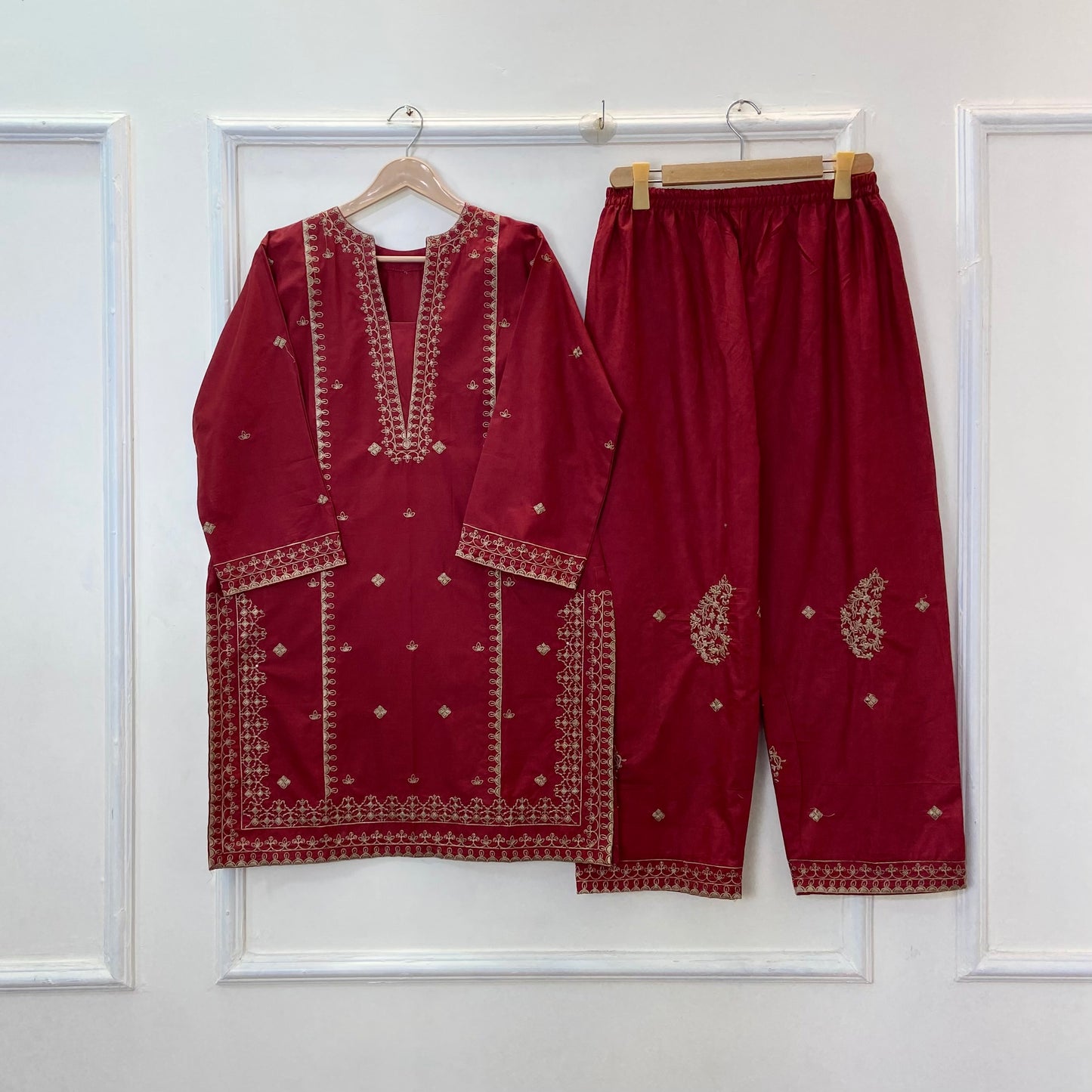 Embroidered Eid Edit: 2PC D-347