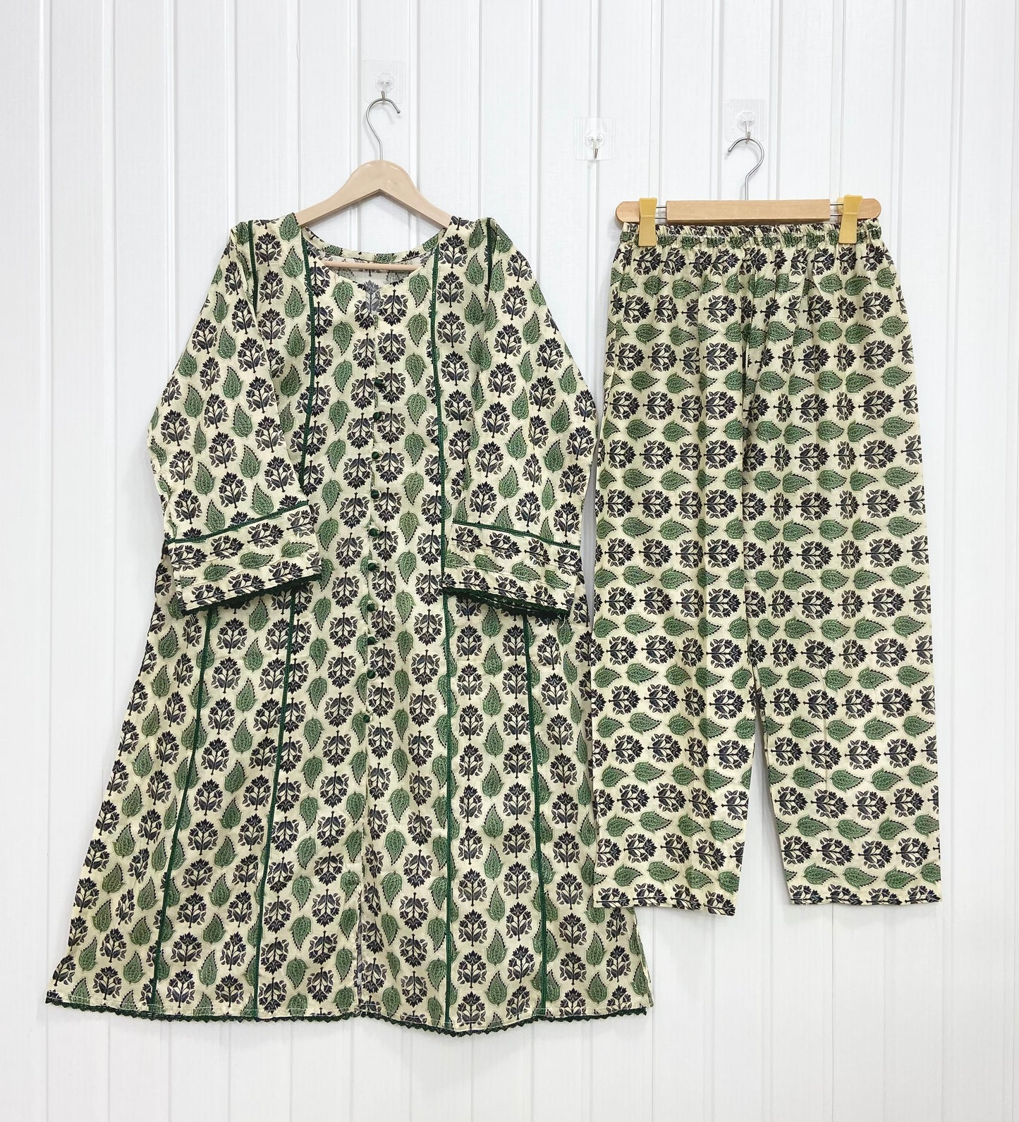 Articlr no: D-707 | Lawn Frocks