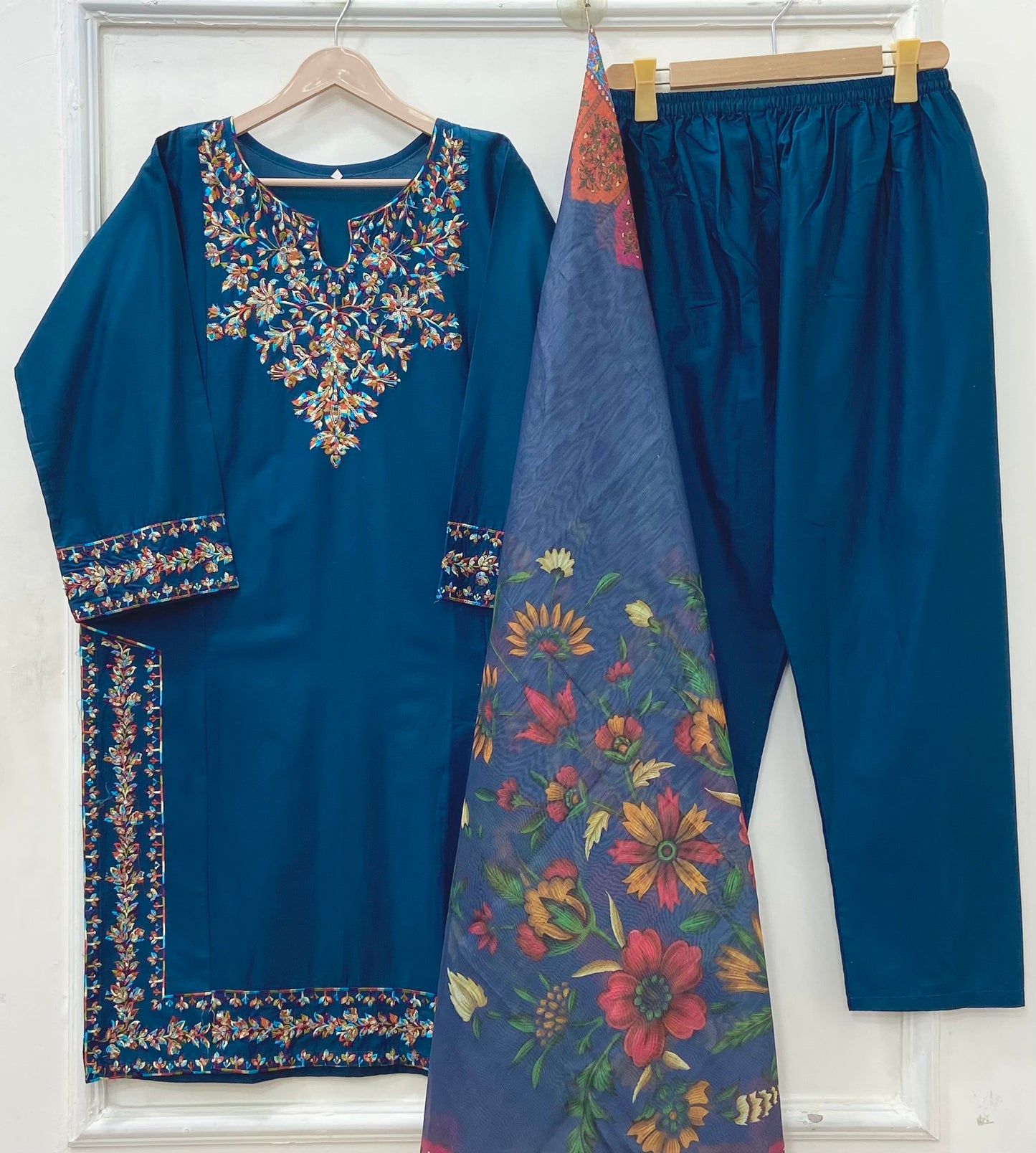 Multi Threaded | 3PC Lawn Cotton D-655