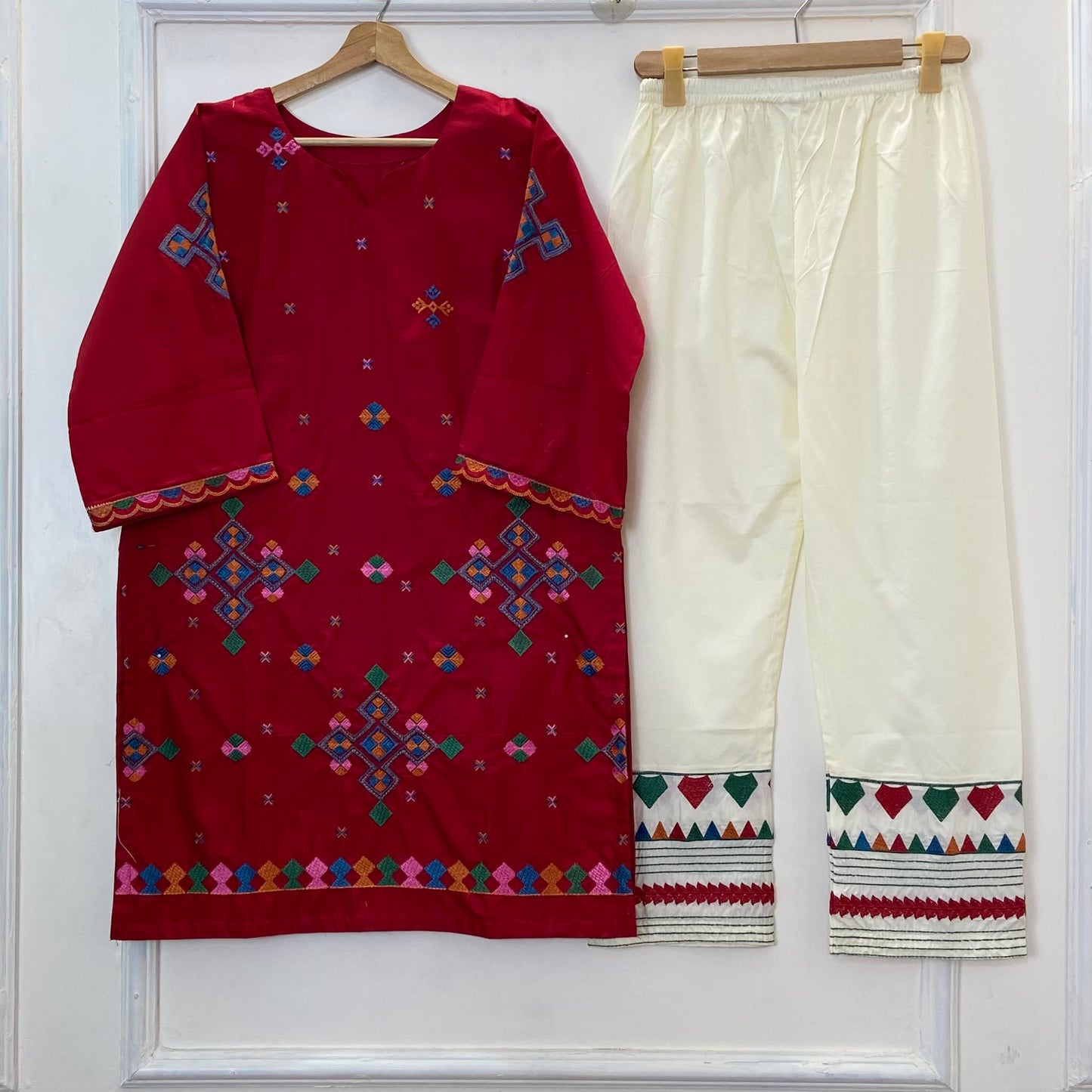 Strawberry Embroidered 2PC (Premium Cotton) D-348