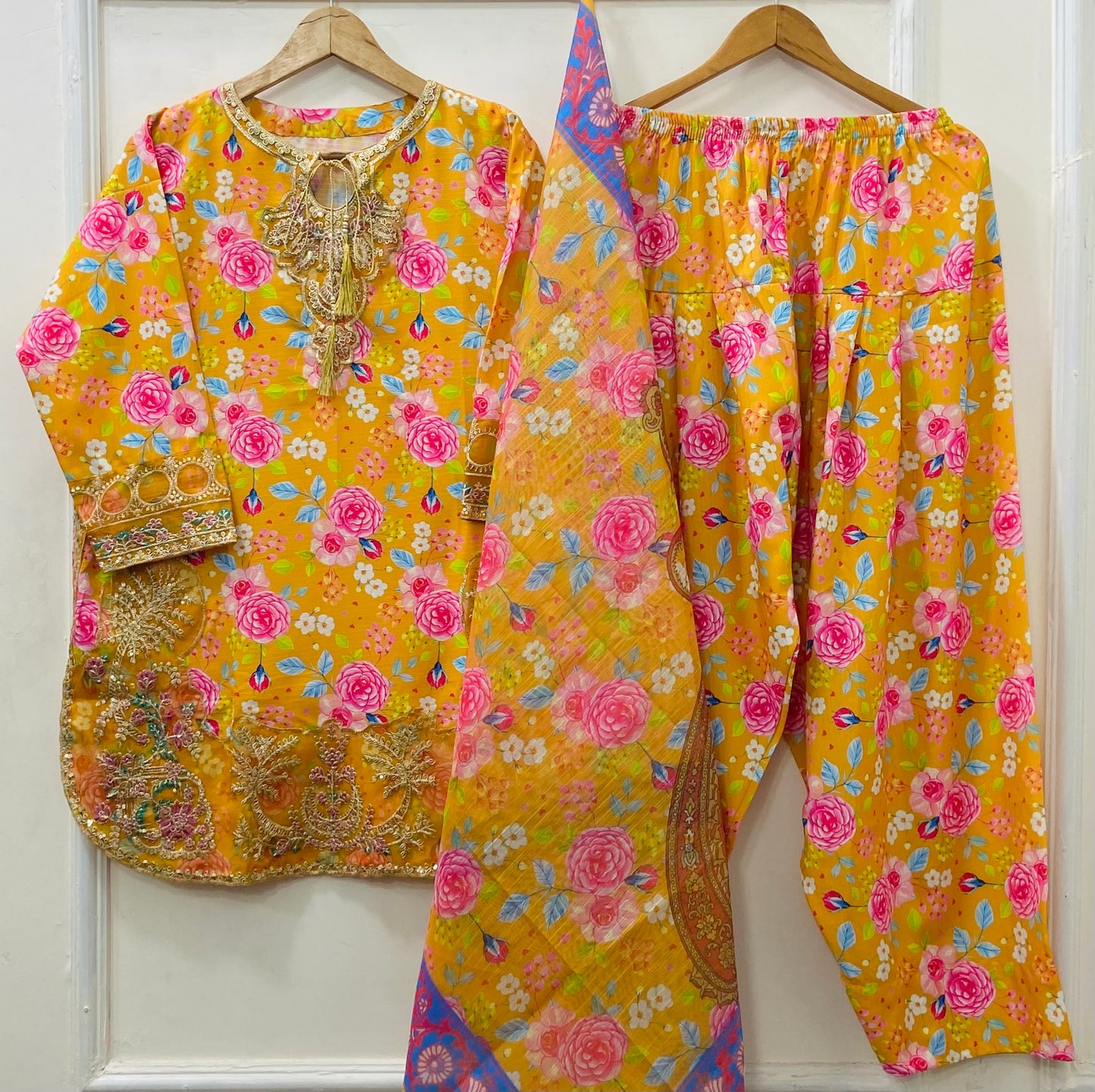 Eid Edit: 3PC (Bana Dora Silk) D-513