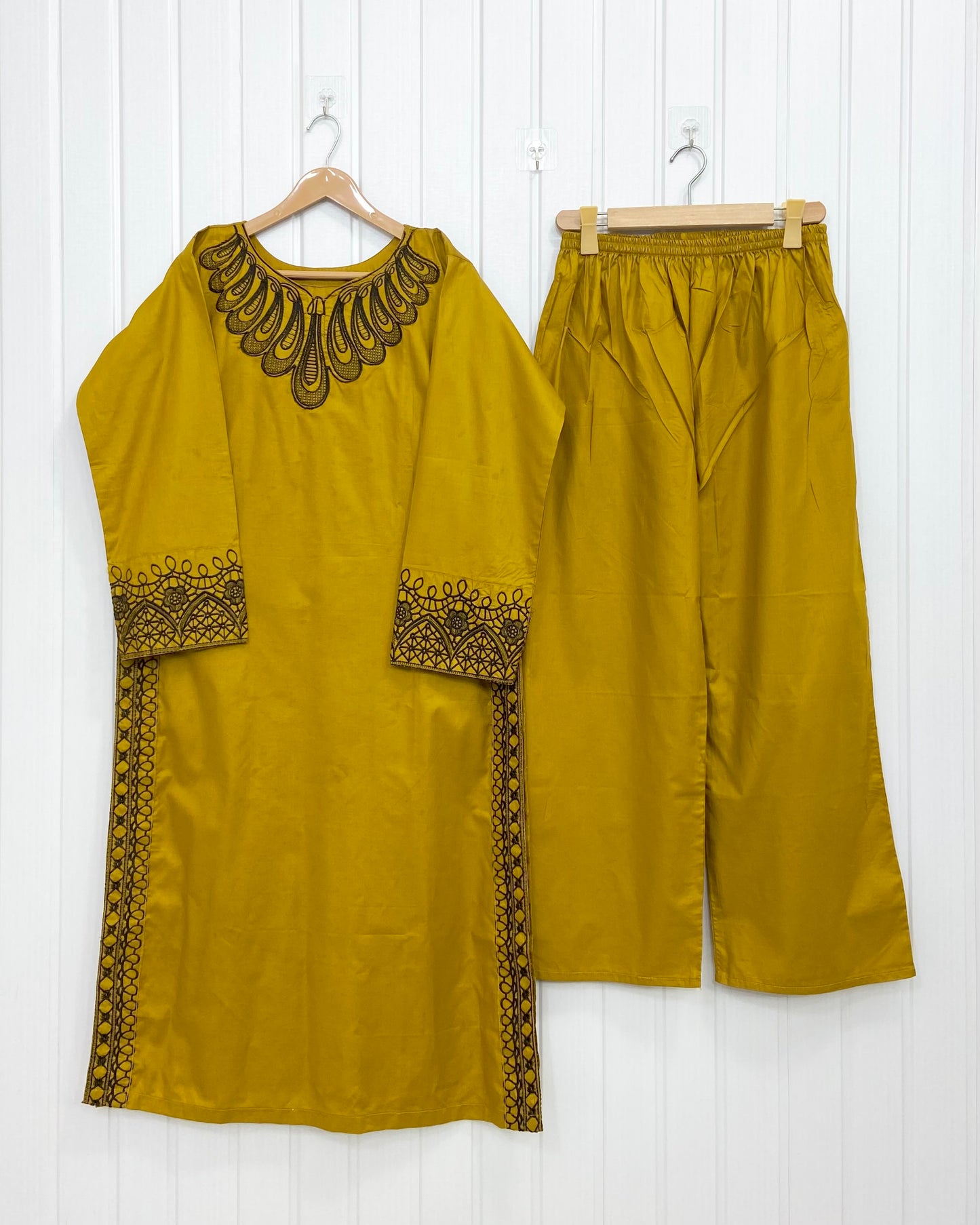Naazi | Long 2PC D-808