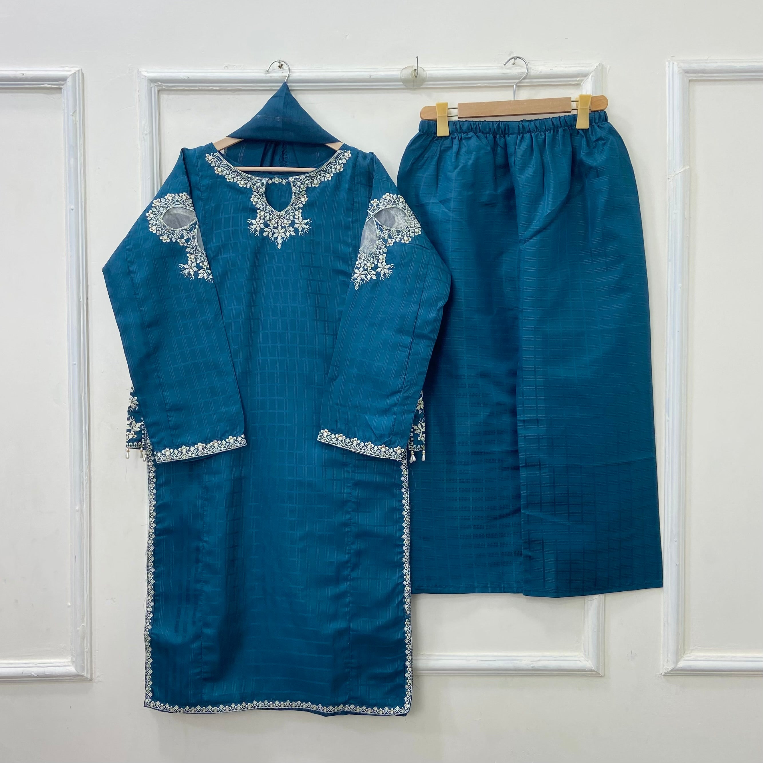 Front-Back Embroidered 3PC (Premium Cotton) D-432