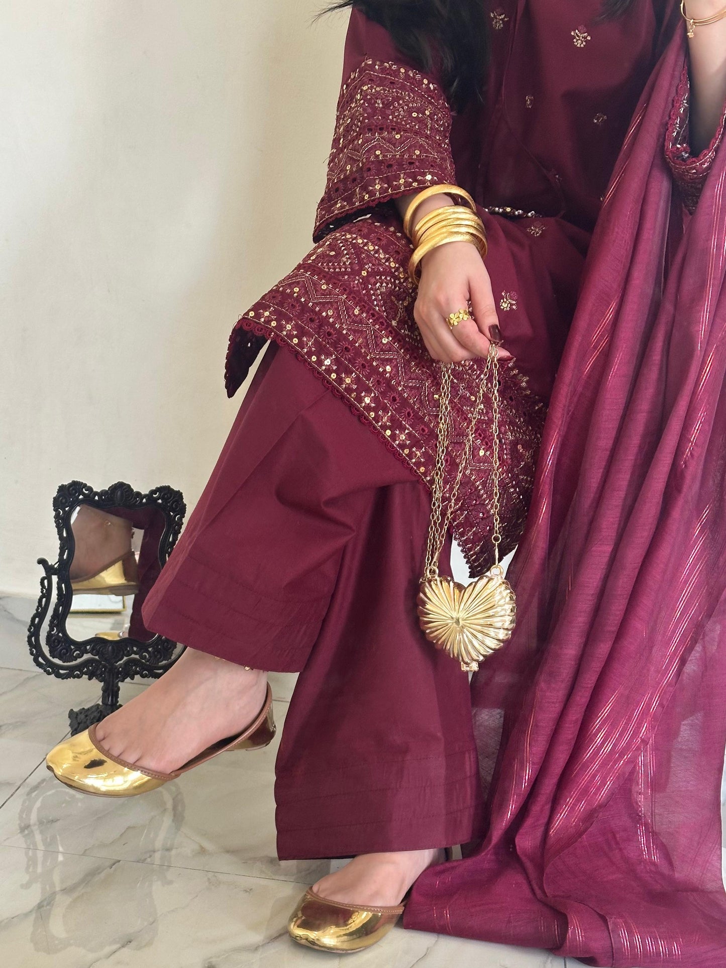 Noori Chicken Kari | D-471 Maroon