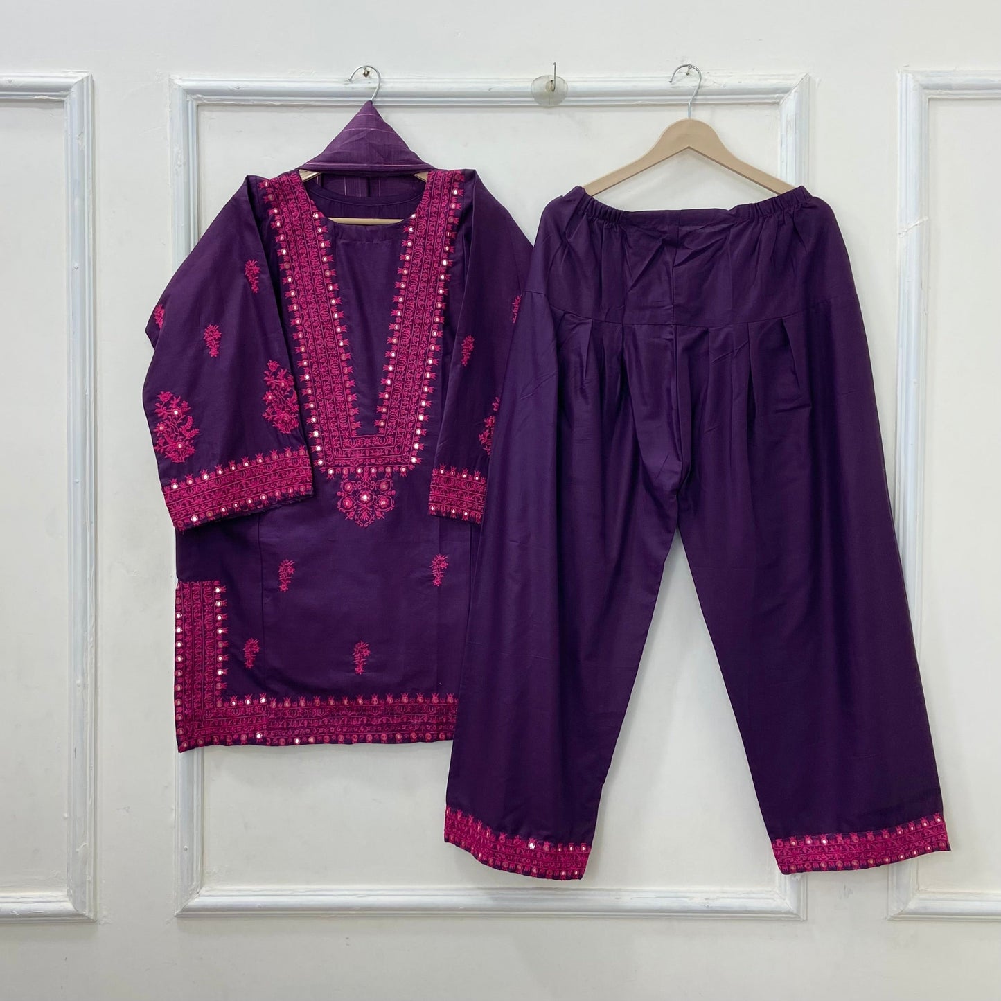 Foil Embroidered Bliss 3PC (Premium Cotton) D-454