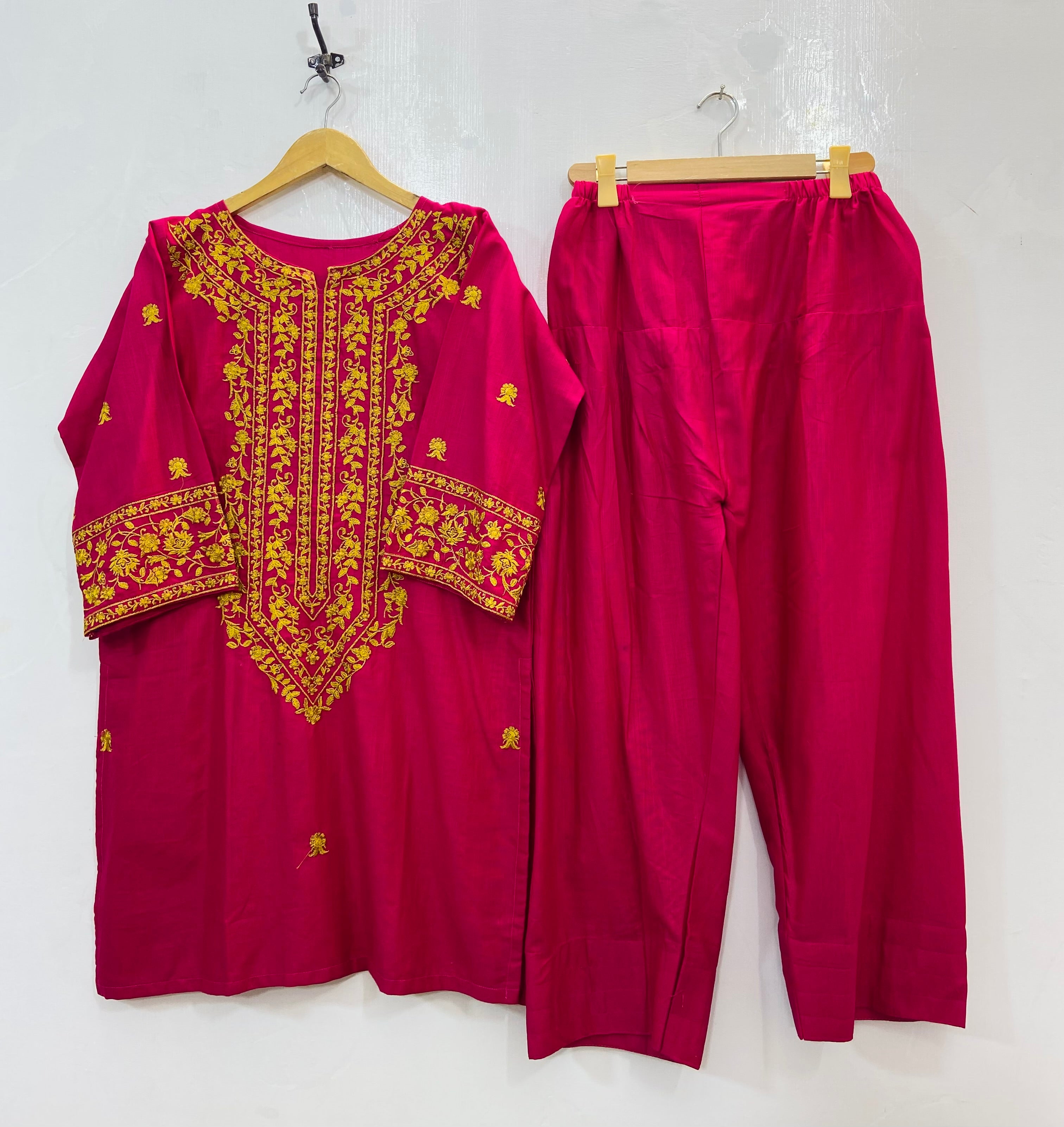 Farshi Finesse 2PC (Khaddar) D-148