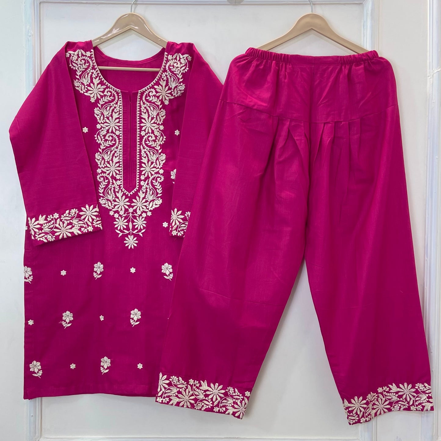 Embroidered Farshi Style 2PC 
(Khaddar) D-285
