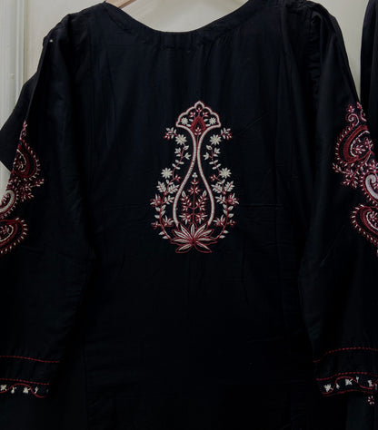 Article no:D-696 | Cotton Lawn